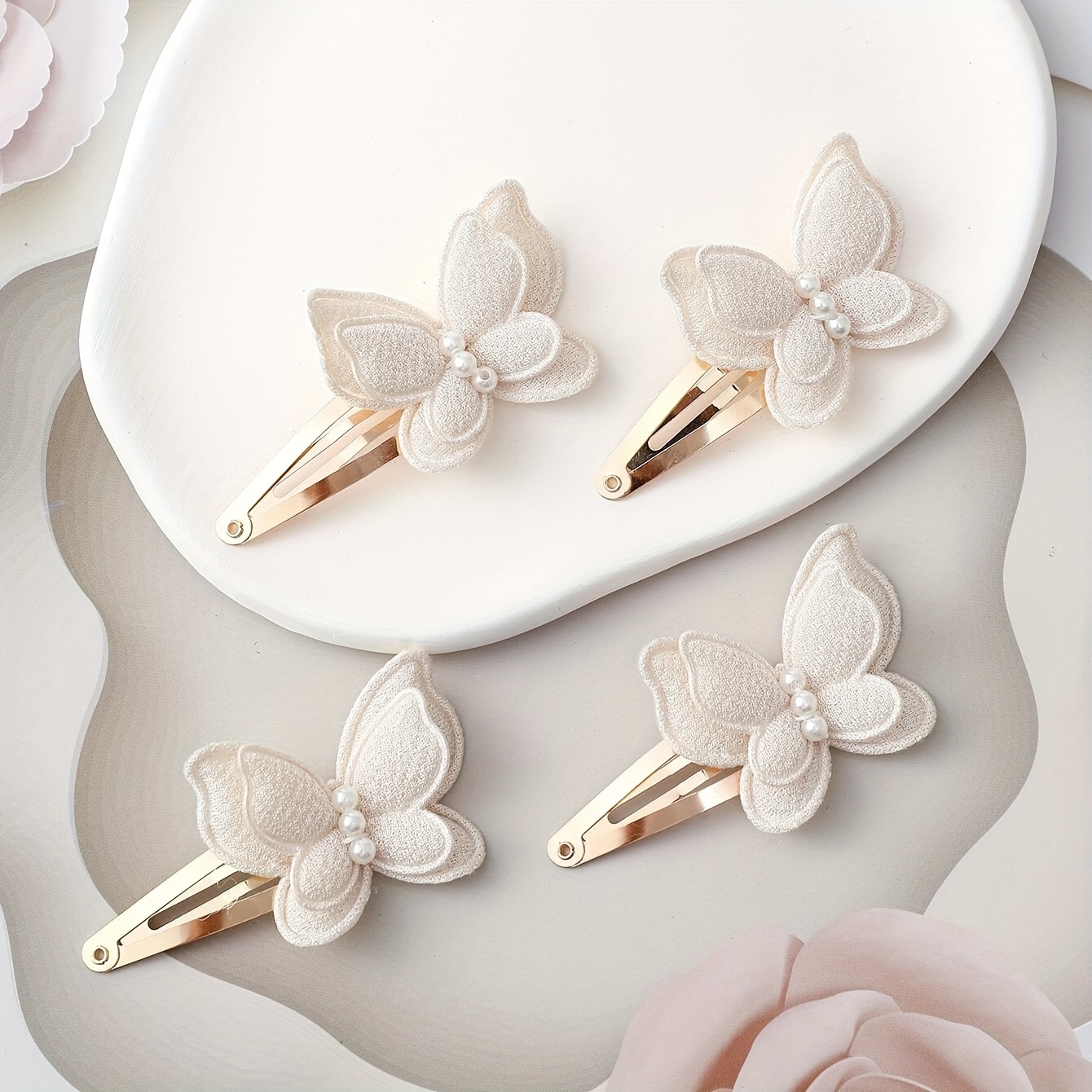 

4pcs Elegant Butterfly Hair Clips For Teens, Animal Pattern Accessories, Alloy With Silk, Woven Hair Decor, For Daily & Casual Wear, Suitable For 15+