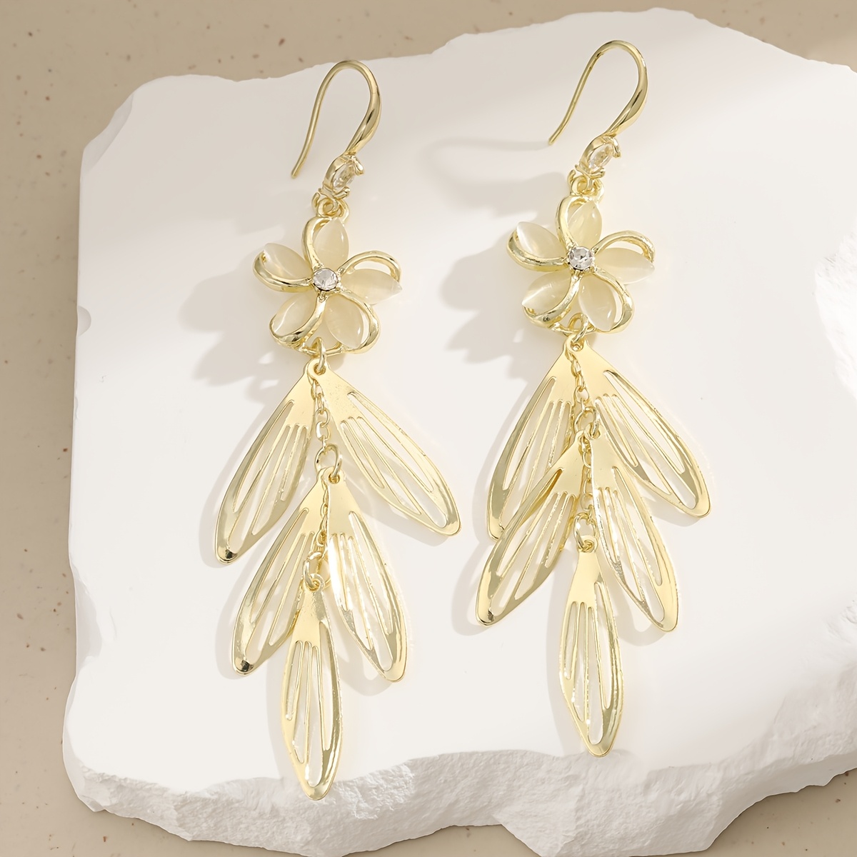 TEMU Bohemian Style Long Floral Pendant Women's Earrings Suitable For Vacation Leisure Entertainment Gifting Wear