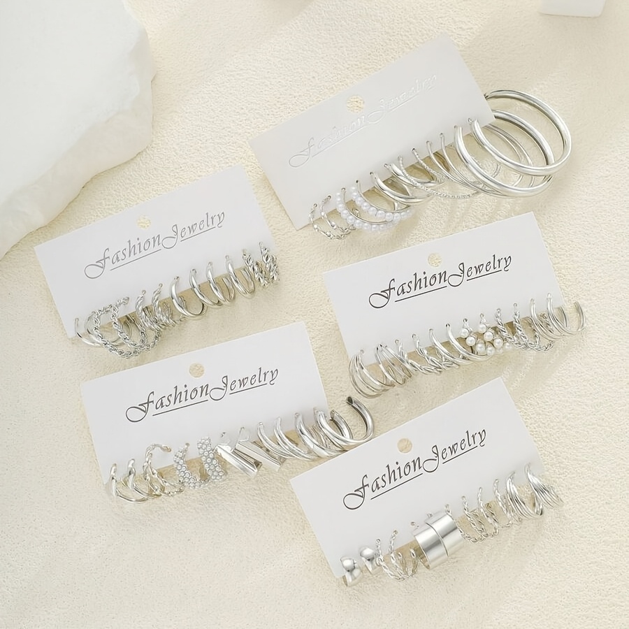 Random 24pcs Elegant, Exquisite, and Gorgeous Style Face-shaping O-hoop Twisted Heart-shaped Geometric Square Hollow Tubular C-shaped Ring-style Women's Fashion Earrings for Parties, Dates, Gatherings, Gifting, and Everyday Versatile Wear