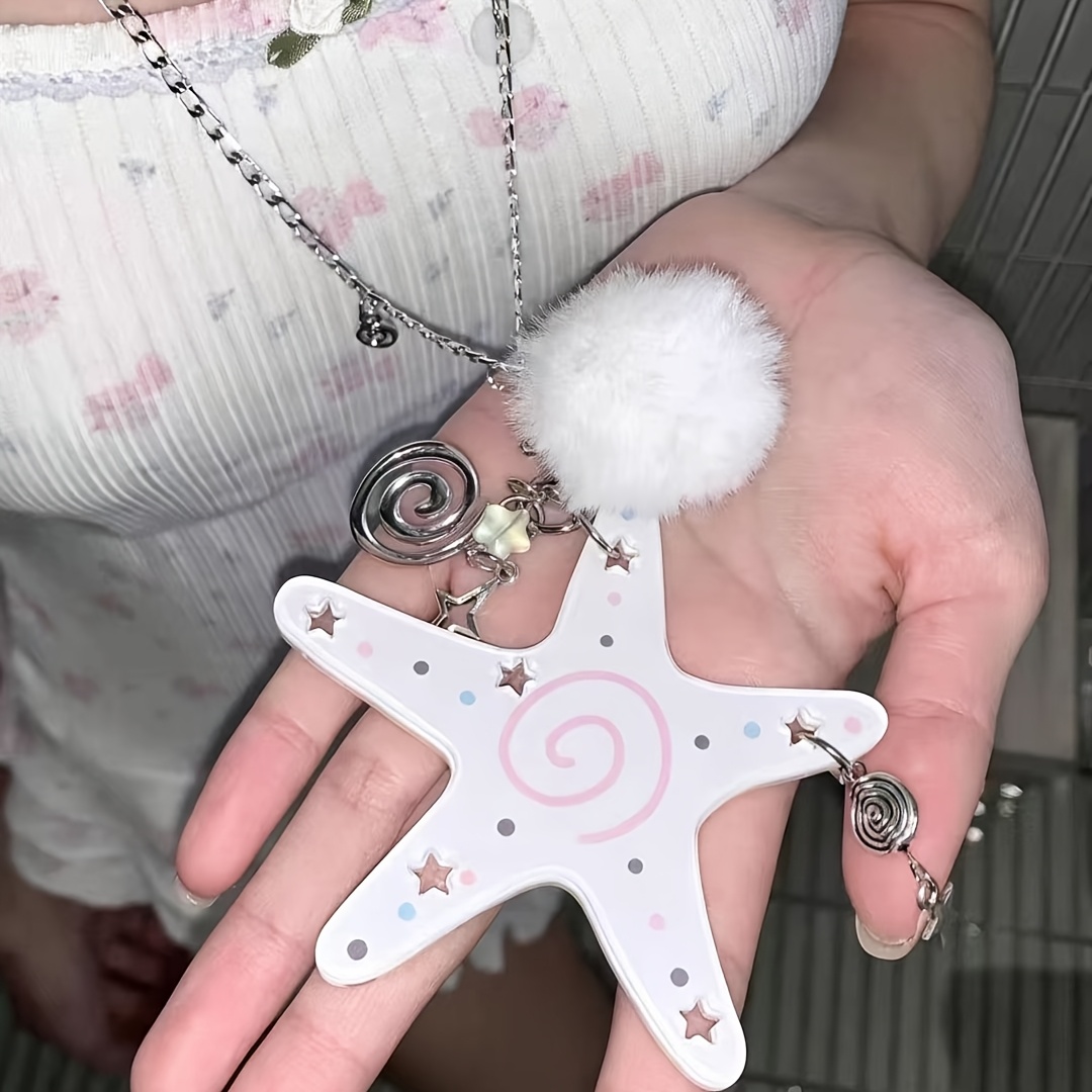 Key-Shaped Necklace, Spicy Star Note Design
