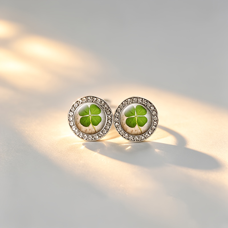 2pcs Classic Stud Earrings with Green Four-Leaf Clover
