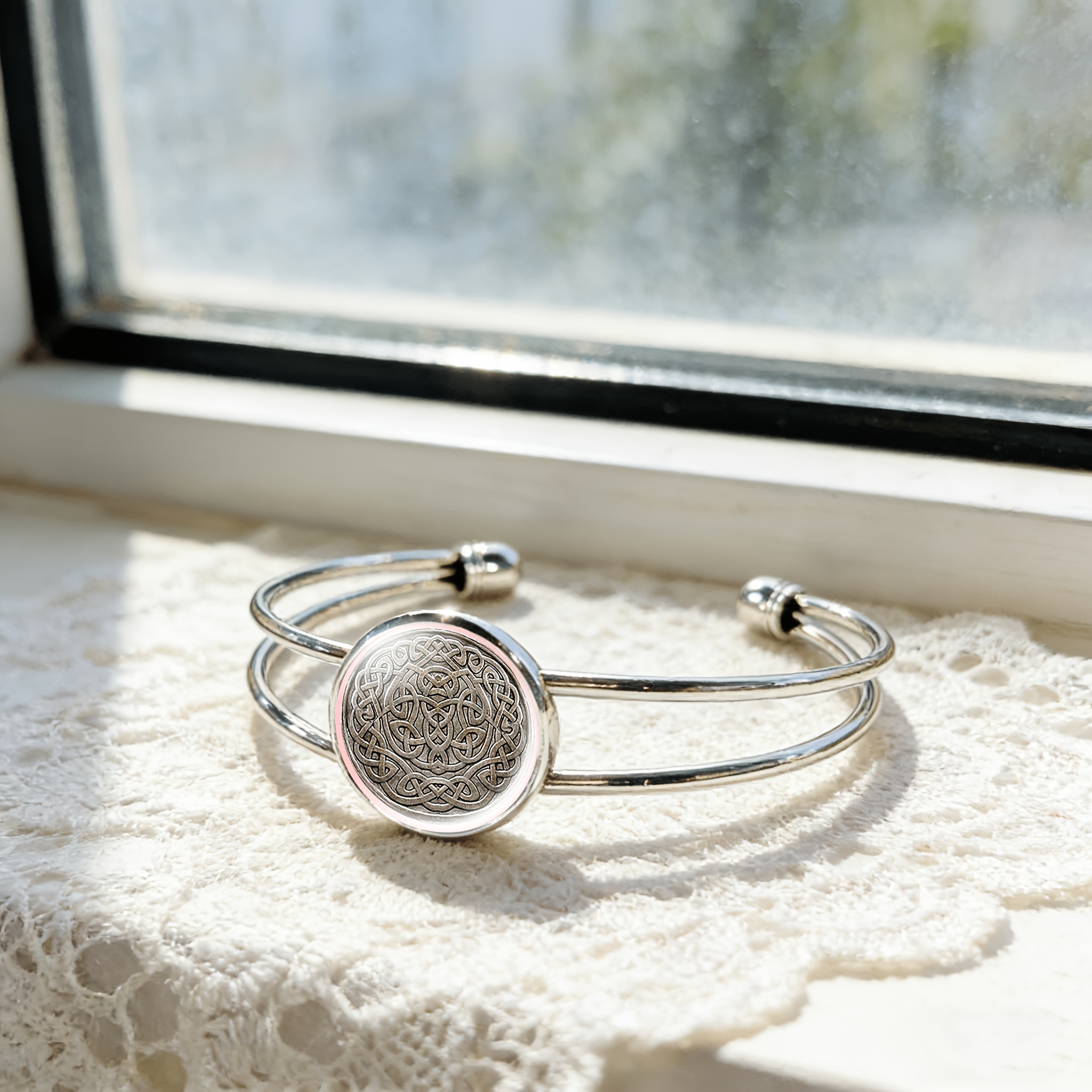 Women's Adjustable Open Bracelet with Intricate Round Pattern
