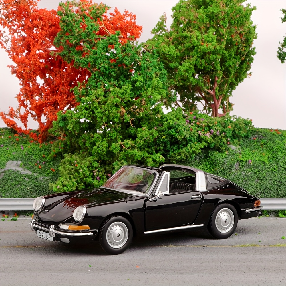 Image of Bburago Simulation 1:32 Alloy 1967 For 911 Car Model, Children's Toy Car Ornament, Rebound Car Model, Can Open Door, Boy Toy, Birthday