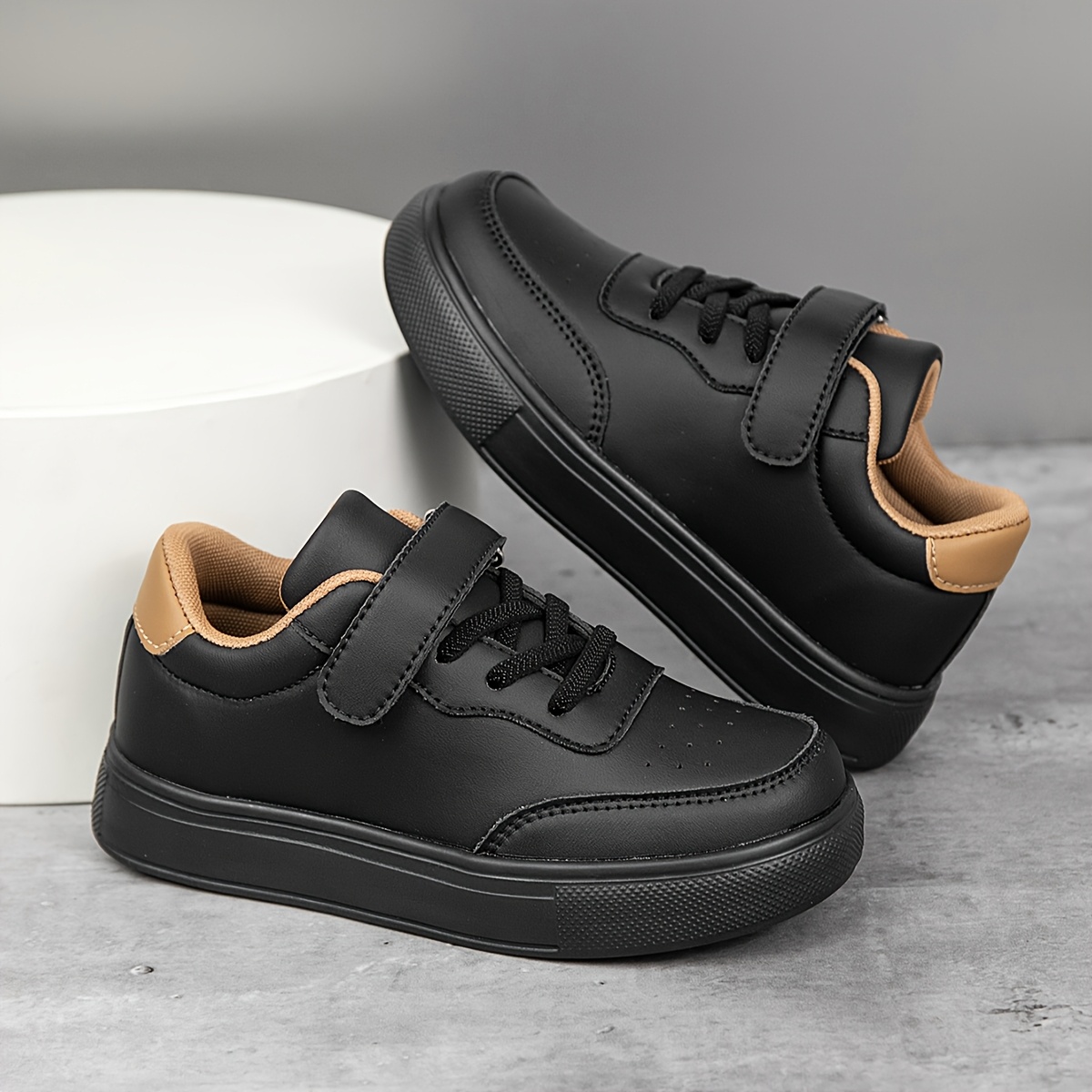 1 Par Zapatillas Bajas YAMEPP para Niños - Ligeras, Transpirables y de Sintético con Cierre Ajustable de, Suela Antideslizante de EVA y Detalles de Costuras Duraderas para Niños y Niñas, Zapatos Casuales para Senderismo al Aire Libre para Todas las Estaciones, Zapatillas de Senderismo para Niños, Calzado Infantil, Calzado Deportivo Infantil, Calzado de Ajuste Seguro, Zapato para Niño, Zapatilla para Niño, Zapato Escolar para Niño, Patines para Niña, Zapatillas para Niños, Zapatilla/entrenador
