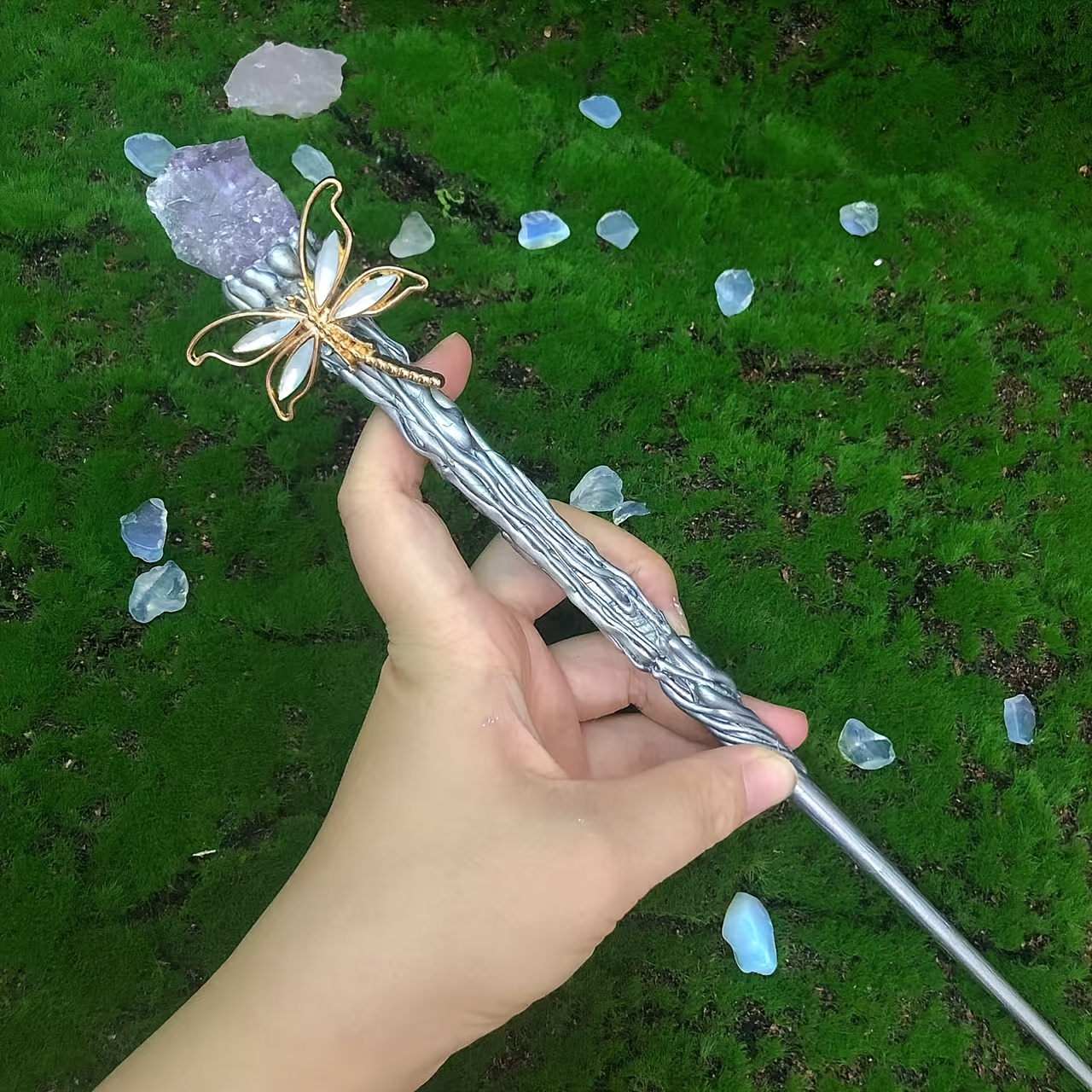 Image of Wand, Crystal And Dragonfly Decoration Wand - Stylish Role-playing Props Tools, Suitable For Halloween, Christmas, Valentine's Day And Carnival Party Decorations, Party Gifts, Elegant