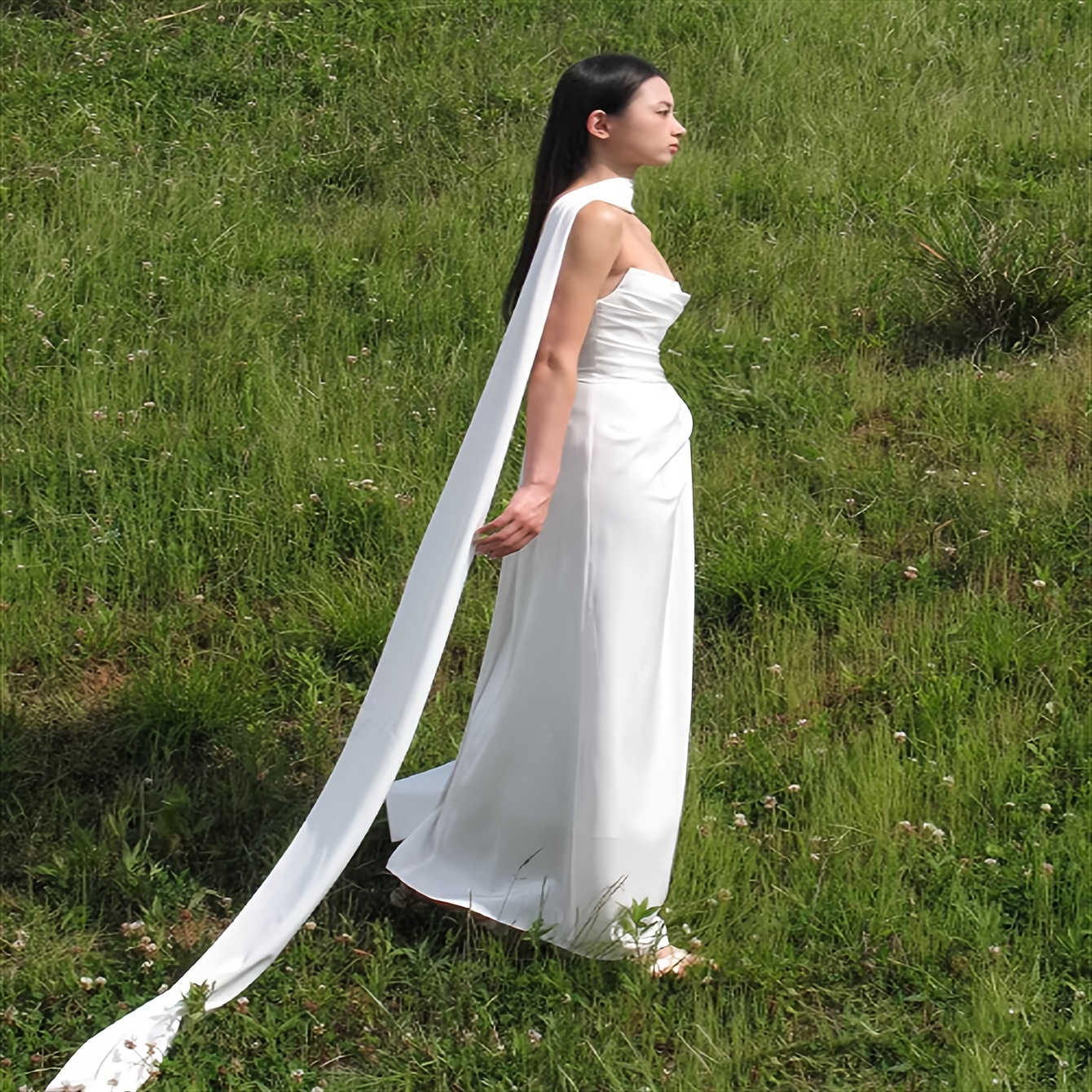 women's long sleeve white dress Cinderella Divine CD0169C OFFWHITE / 2X Lily Aldridge in a leather wedding dress 1 cm = 0.394 Size:7 yrs