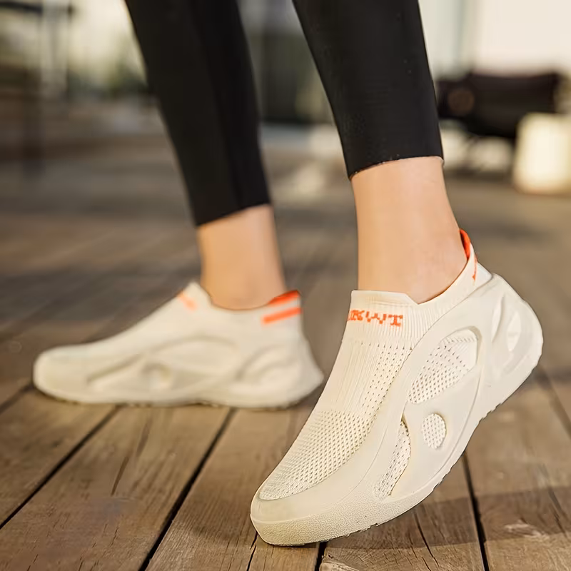 1 paire de chaussures de sport pour femmes taille baskets mode faciles à enfiler décontractées chaussettes chaussures faciles à et à enlever semelle souple respirante chaussures de course adaptées à voyage randonnée baskets style couple Détails du produit 3