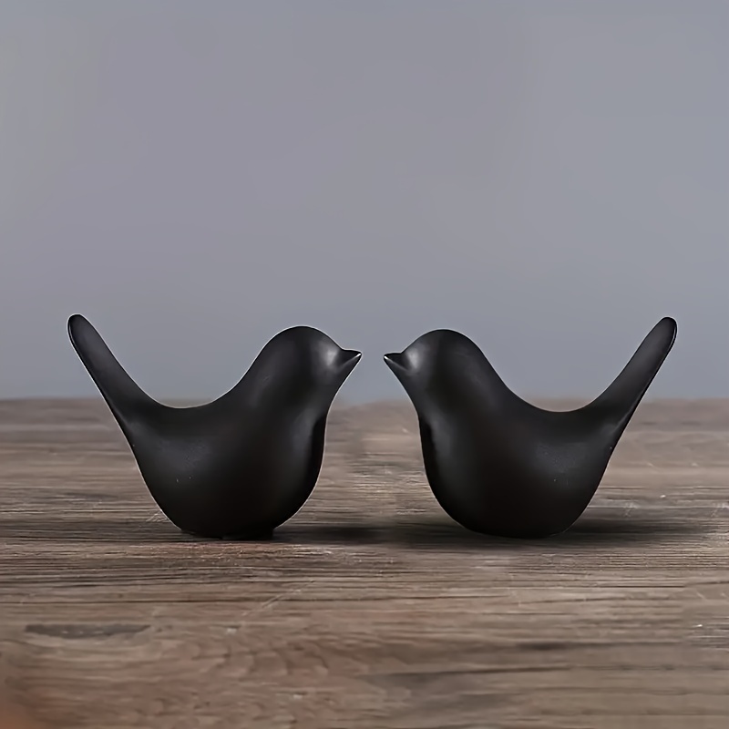 Couple Birds Resin Figurine - Versatile Indoor/outdoor Decor For Home, Office, And Bookshelf