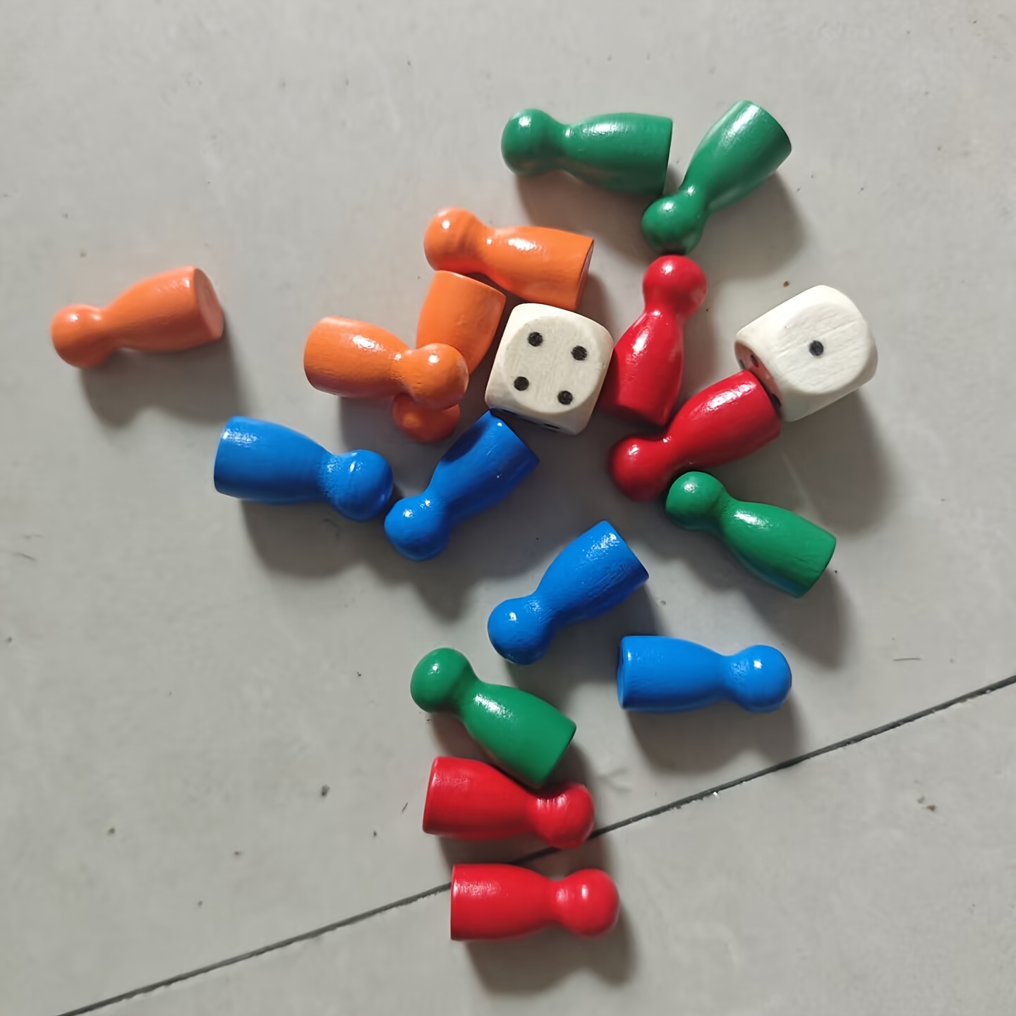 E-shop 18-teiliges/Set Humanoid Schachfiguren Holz Schachmann für Spiele Zusätze