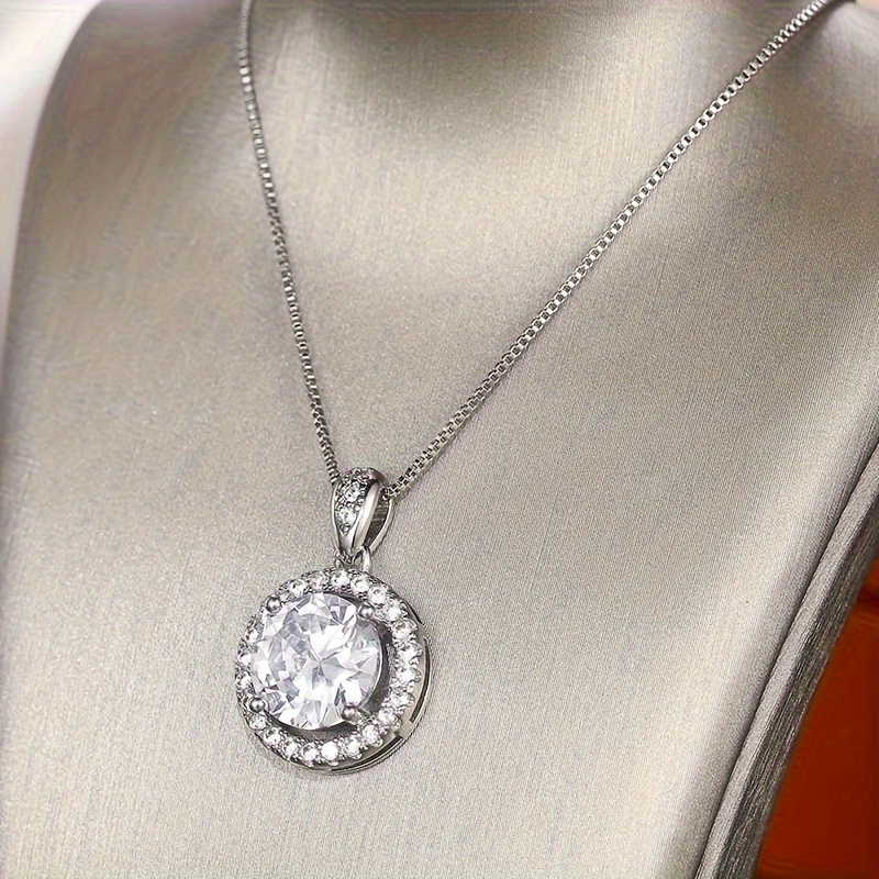 Image of Elegant Luxurious Zirconia Pave Pendant Necklace Women's Wedding Jewelry Banquet Party Vacation Accessory Anniversary Gift