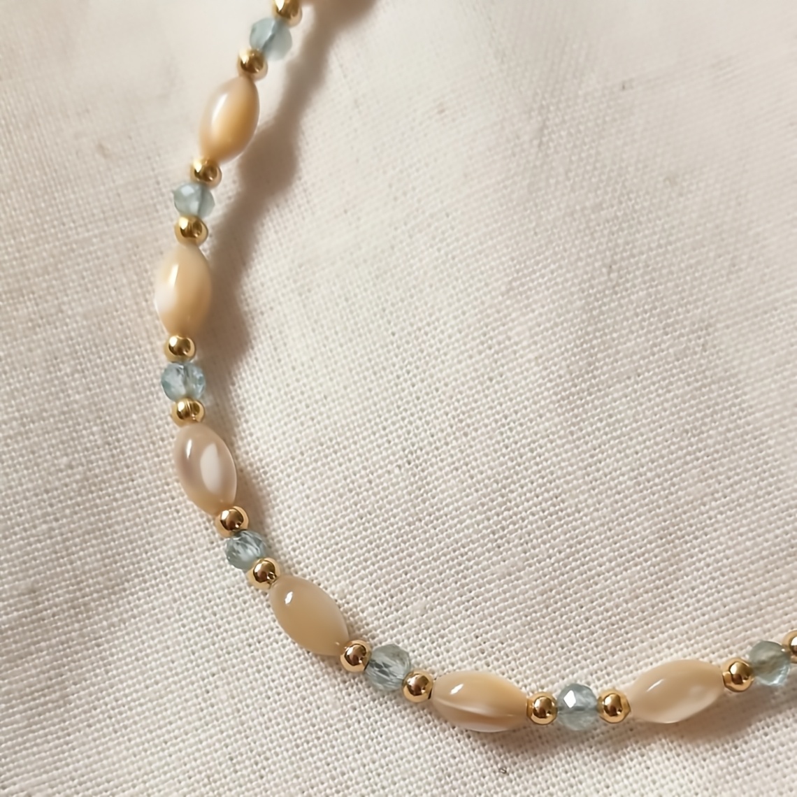 Women's Handmade Aquamarine Rice-Shaped Beaded Necklace