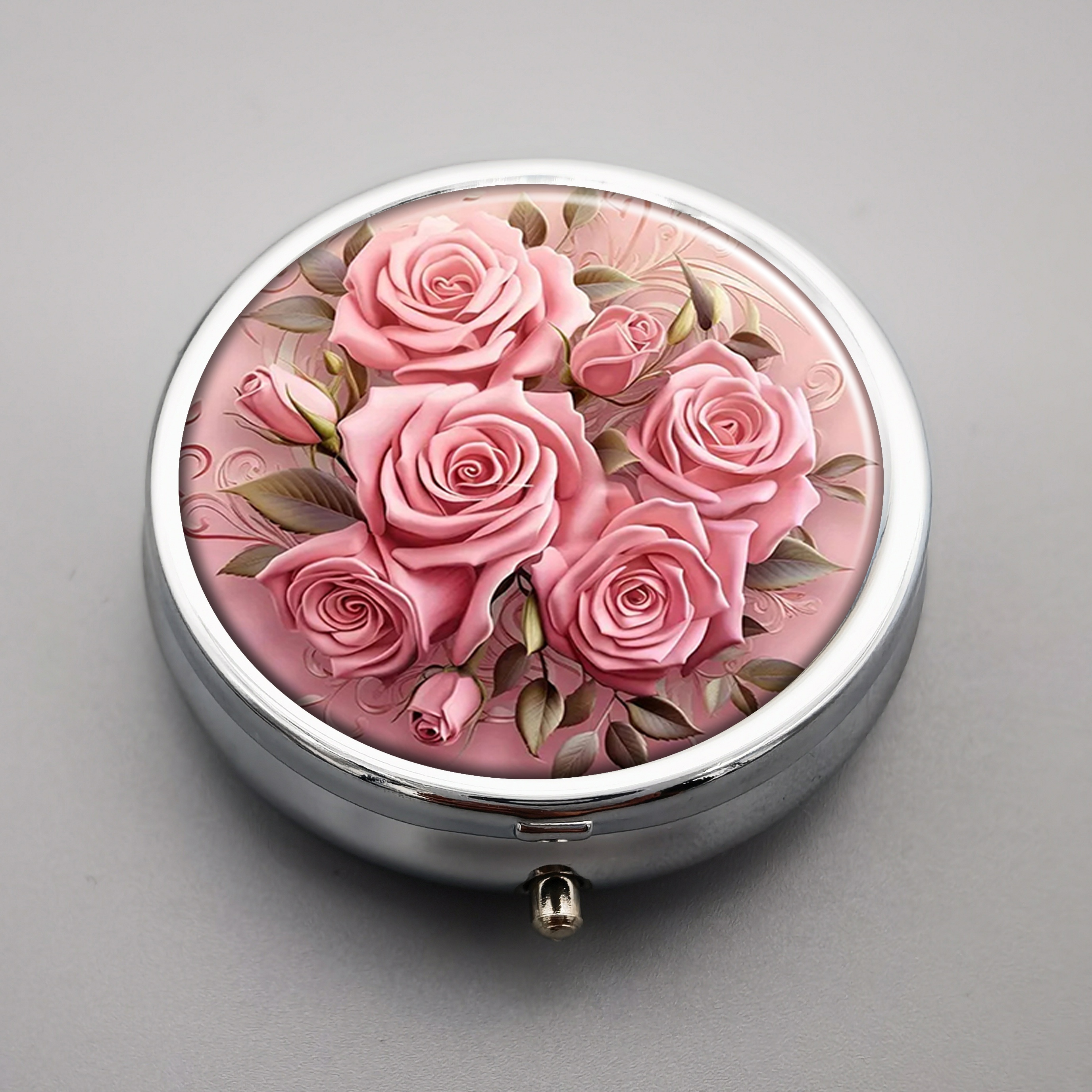 

1pc Round 3-compartment Pill Box, Pink Roses Design, 1.88-inch Diameter Metal Medicine Organizer, Portable For Pocket Or Purse, Decorative Vitamin Case, Ideal Gift For Valentine's Day