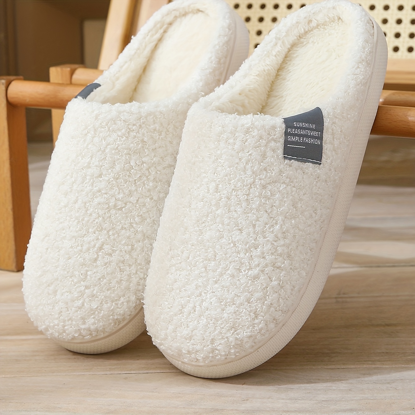 Image of Minimalist Soft-soled, Fashionable And Trendy Slippers, Fleece-lined And Thickened, Comfortable, Suitable For Men And Women As Couple Slippers, Women Shoes