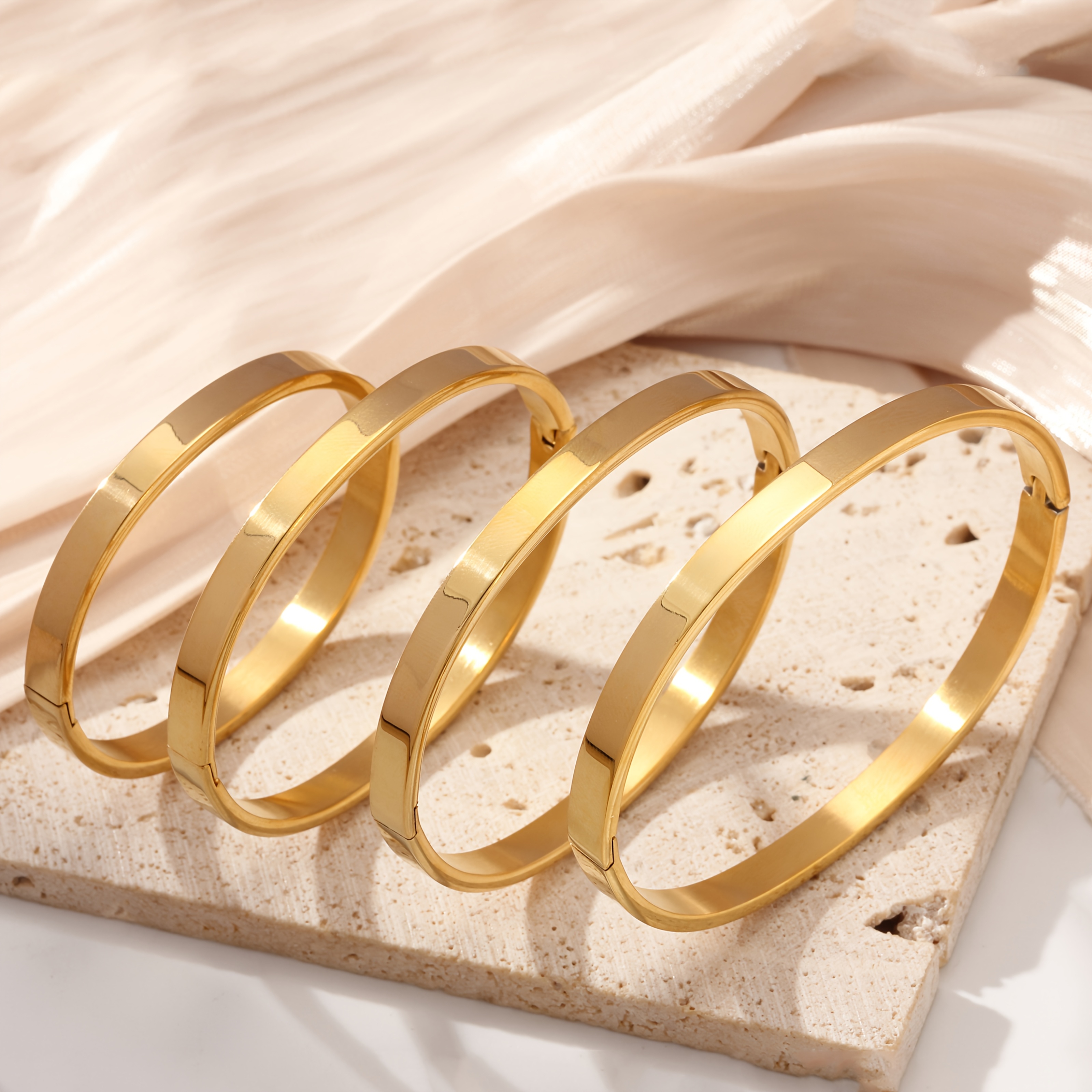 Family Style Glossy Bangle — 18K Gold Plated Minimalist Design
