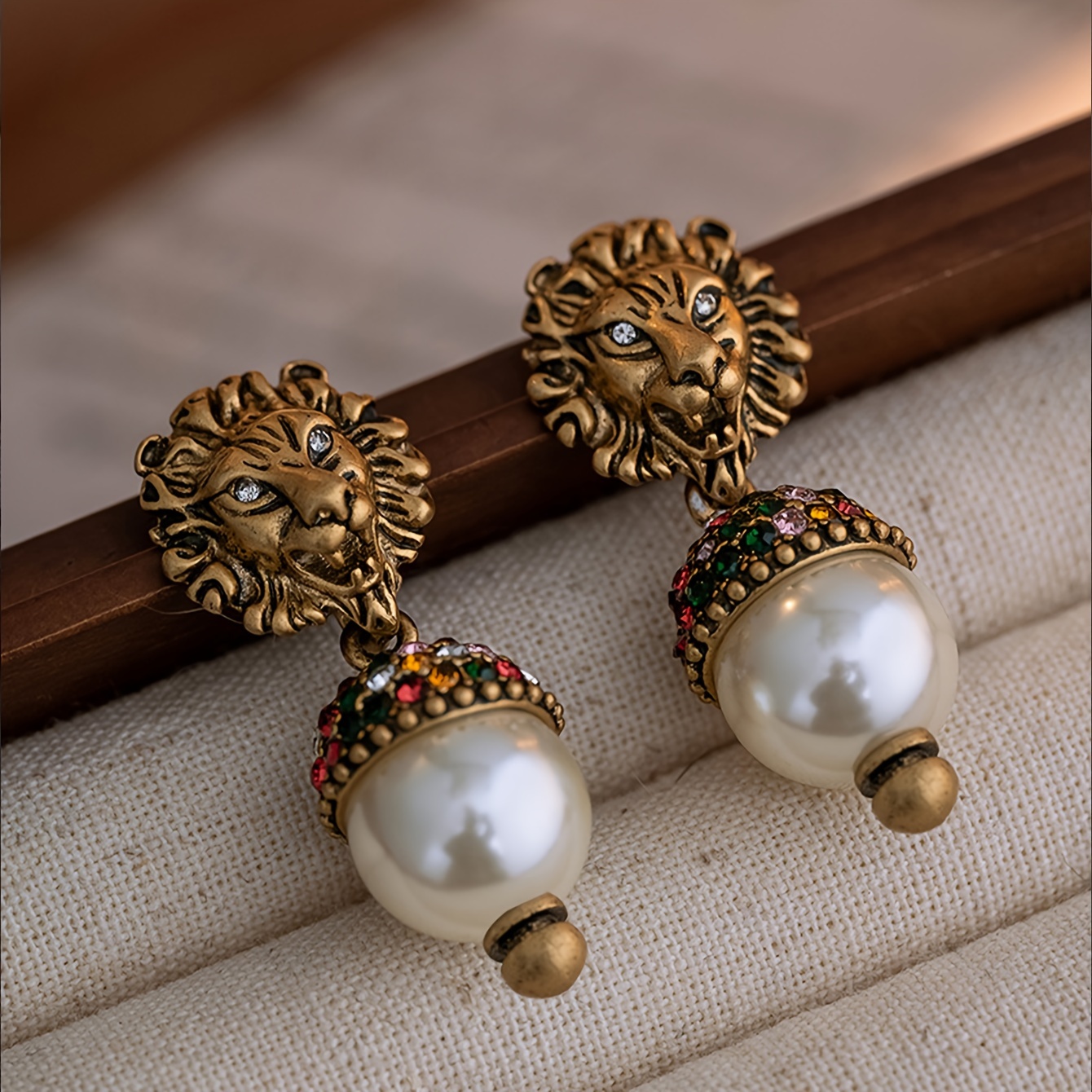 

1 Pair Of Drop Earrings Retro Inlaid Pearl Daily Outfits Party Accessories Perfect Decor For