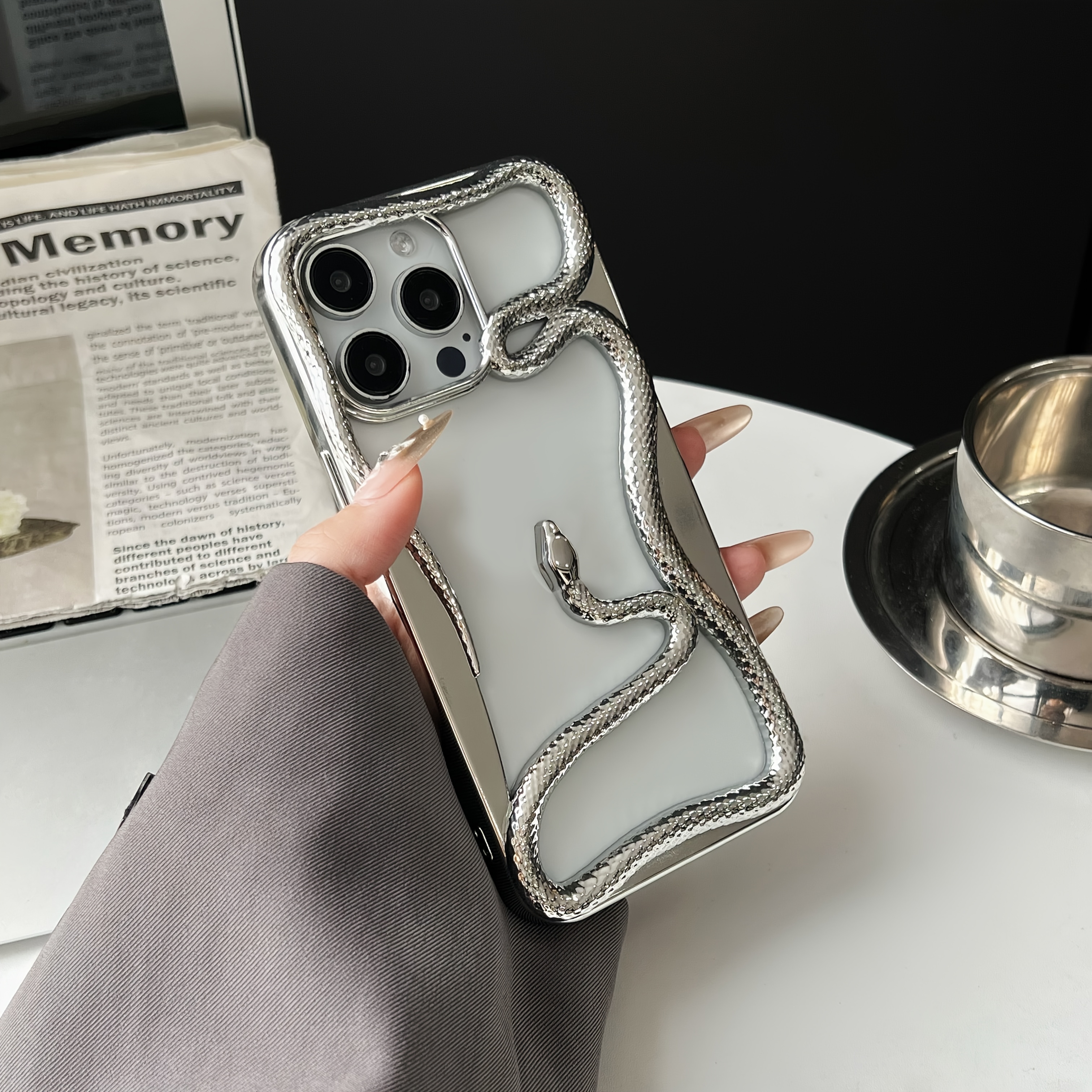 

Electroplated Silver Small Snake Case For Pro Phone Case Iphone Max Suitable For 15 Stereo 16 Apple 14 Soft 13 Set 14pro Hollow 12 Light Luxury 15pro Small Fresh 11 Bright Surface 12promax Soft