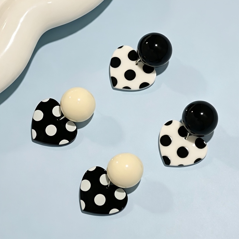 TEMU 2 Paires/Ensemble de Boucles d'Oreilles à Cœur Élégantes et Tendance, Adaptées aux Femmes dans Quotidienne, aux Banquets/Fêtes, aux Festivals de