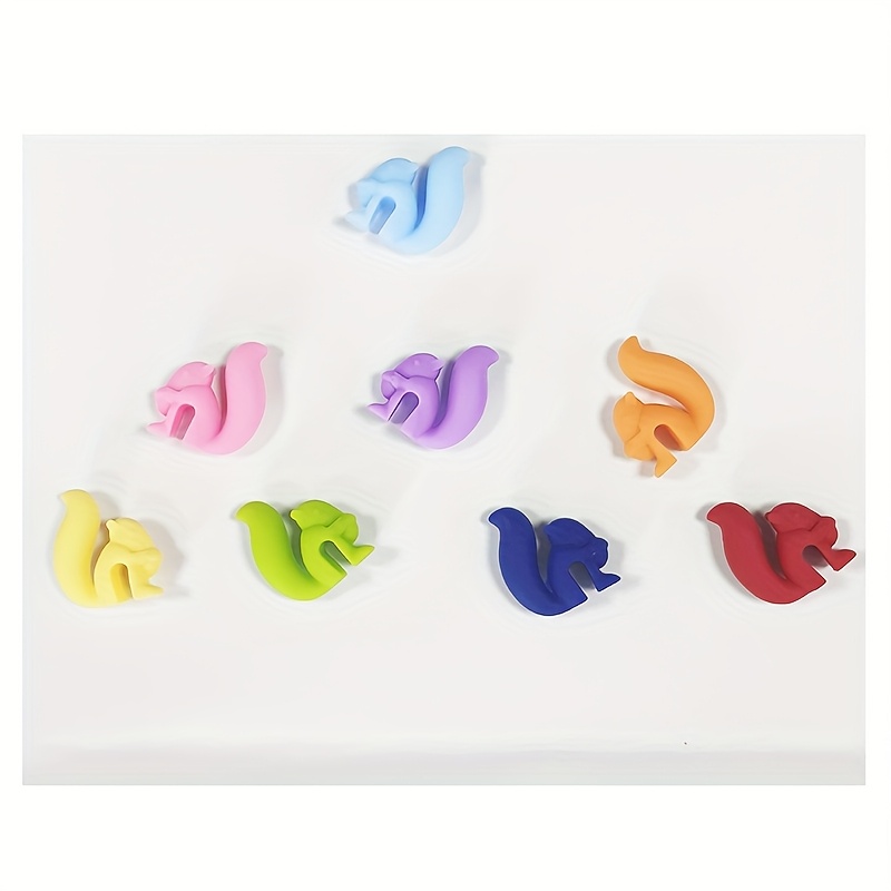 E-shop 8 Stück Silikon-Eichhörnchen-Glas-Weinflaschen-Anhänger, Weinglas-Anhänger-Marker, kreative Party- Bar-Dekorationen, verleihen Ihren Weingläsern