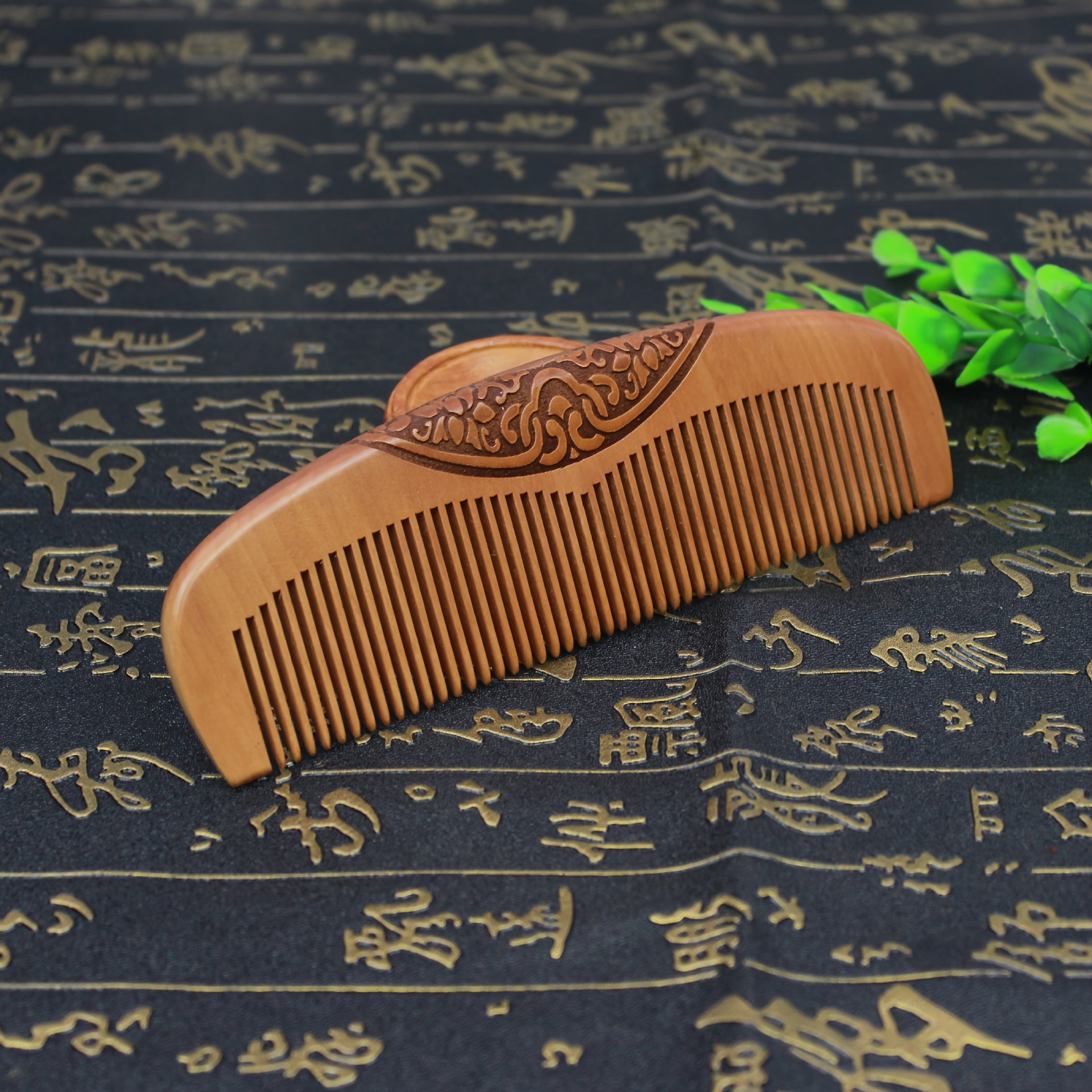 4pcs Walnut Handle Wooden Smoothing Comb Set