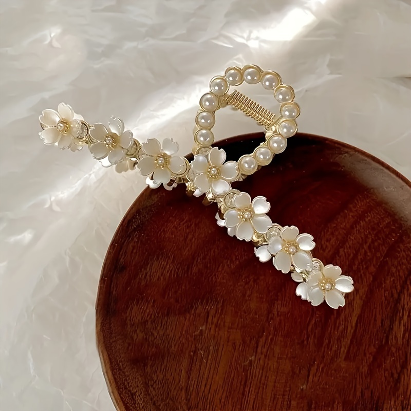 

1pc Vintage Faux Pearl Flower Decorative Hair Claw Clip Large Non Slip Hair Grab Clip Hair Bun Maker For Women And Daily Use