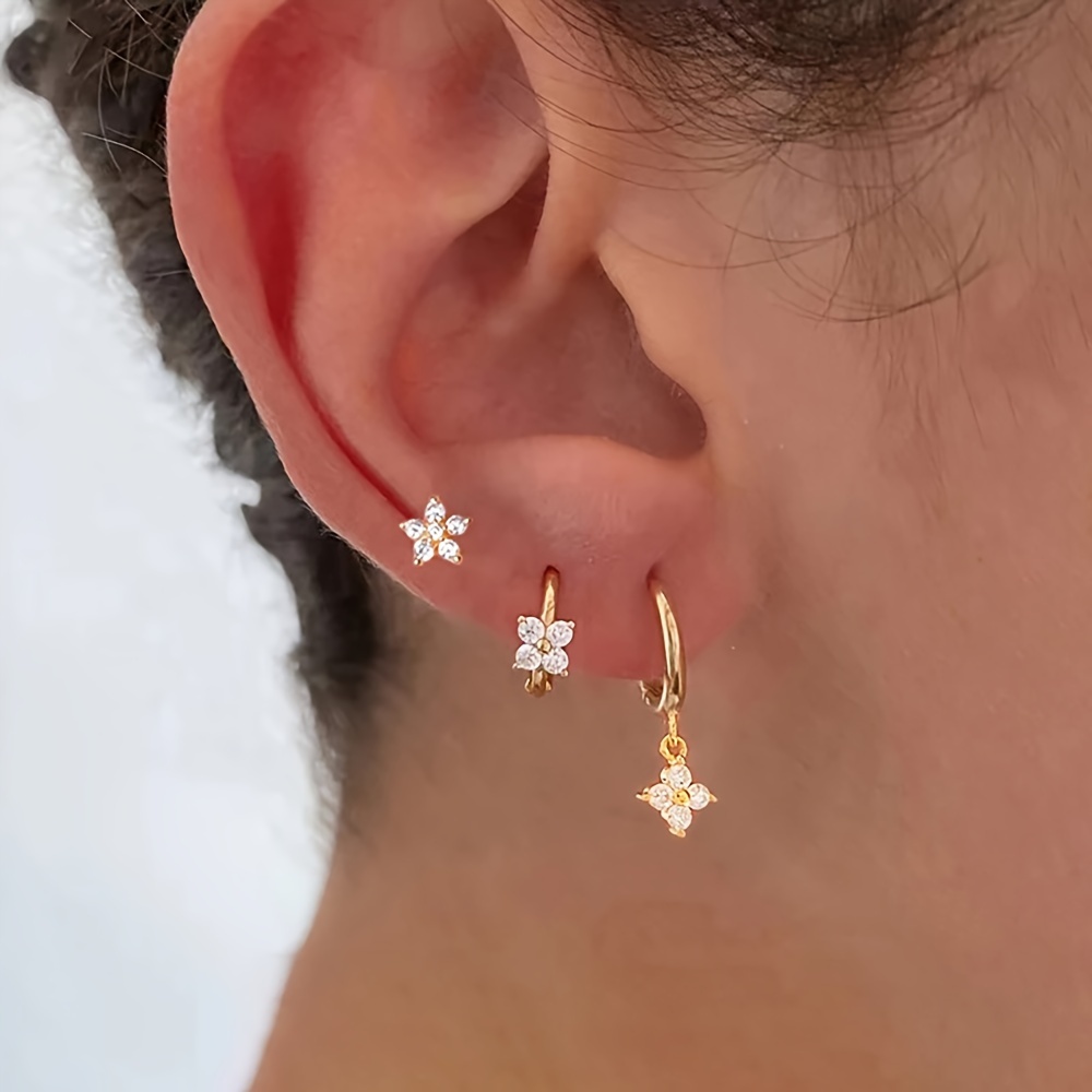 

3 Pieces Of Girls' Fashionable Geometric Earrings With Micro Inlaid Zircon Flower Earrings Set, Light Luxury Women's Personalized 3-piece Earrings Set