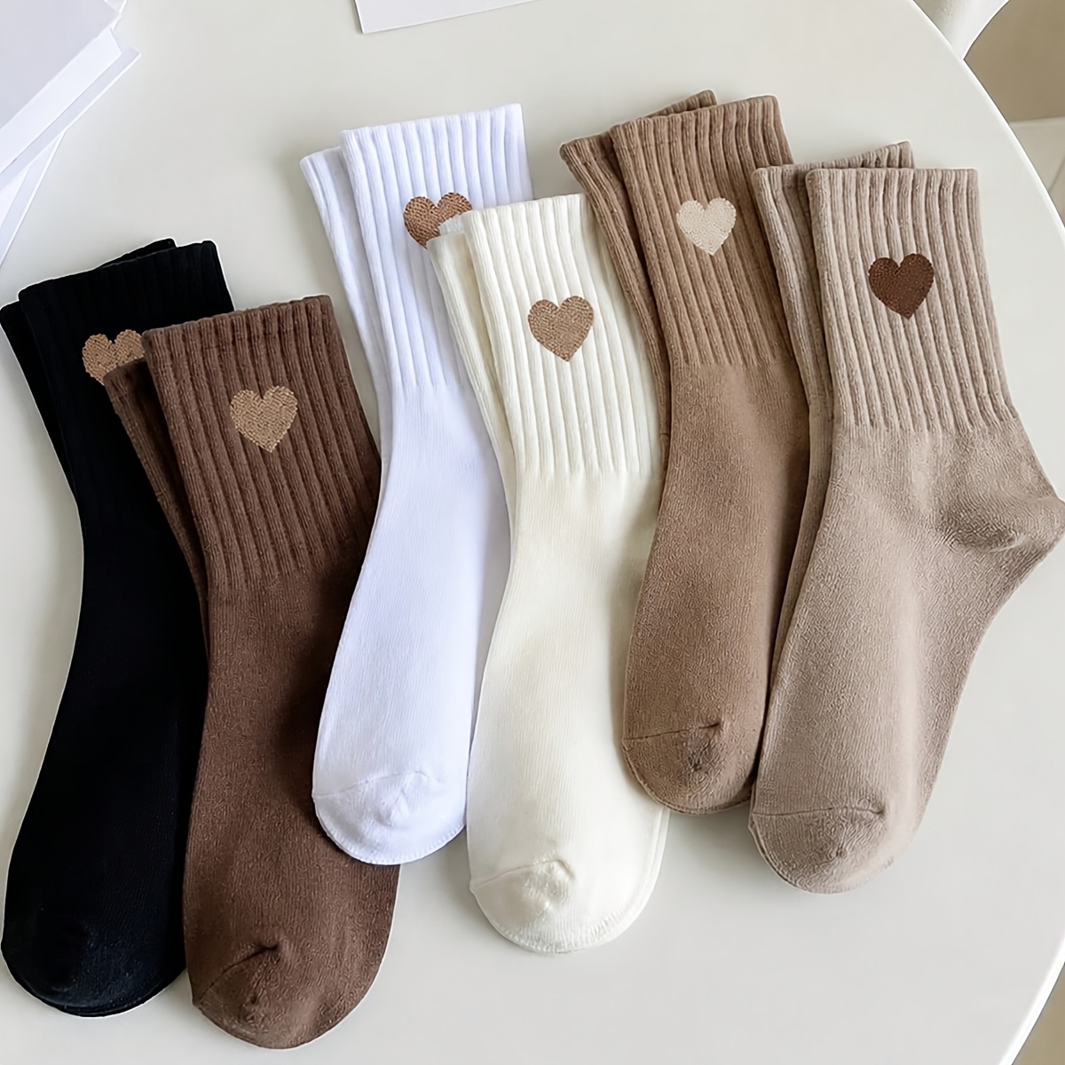 Image of 6-pair Autumn/winter Heart-patterned Girls' Mid-calf Socks, Soft And Comfortable