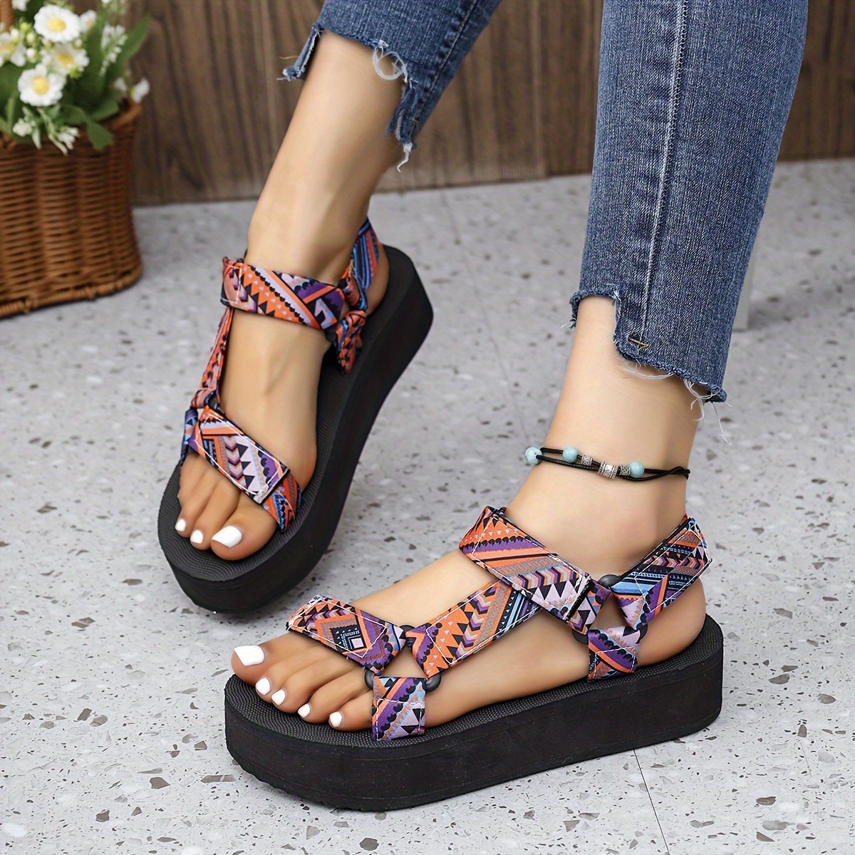 Women's Geometric Pattern Flat Sandals Open Toe T strap Back - Temu