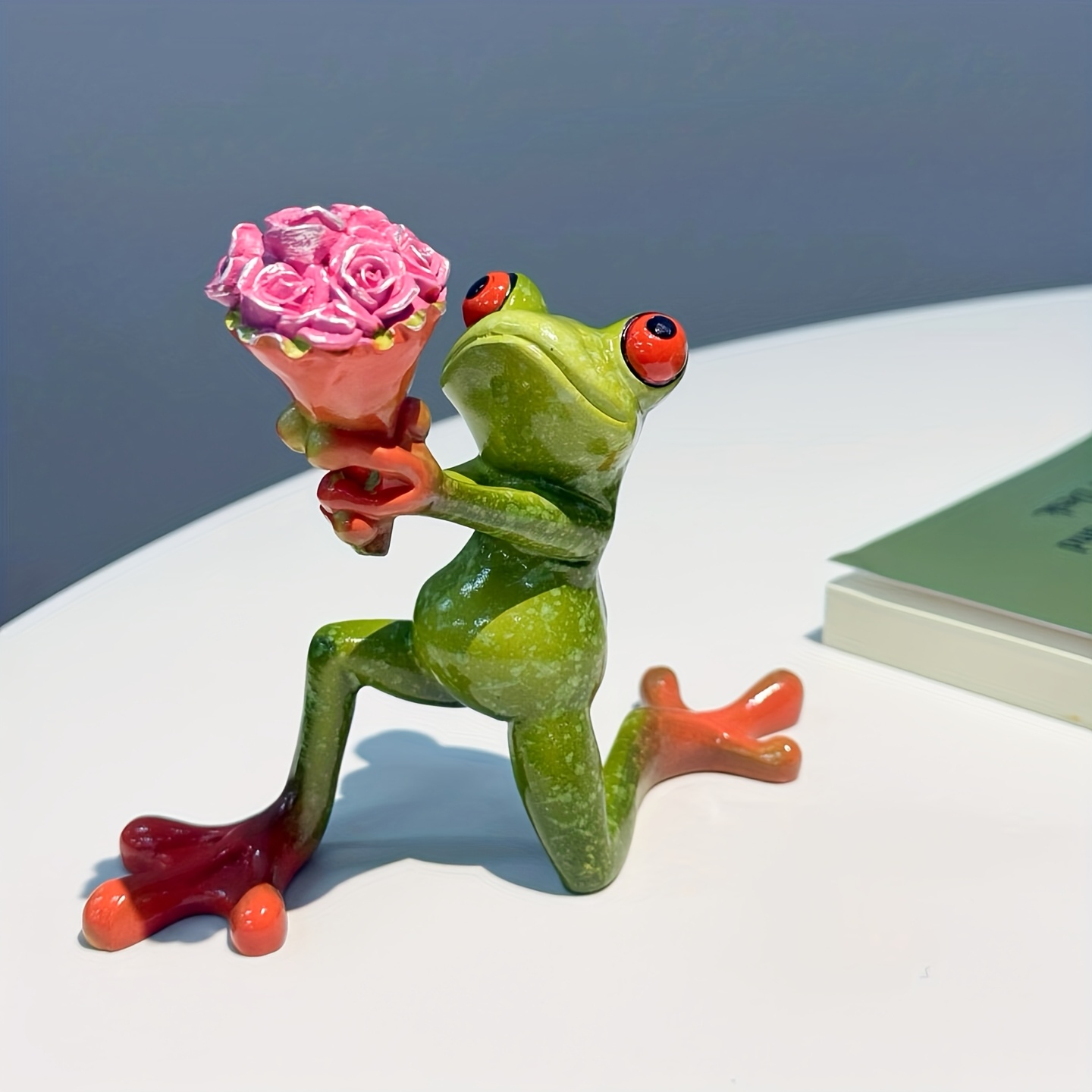 Image of 1pc Romantic Frog Proposal Sculpture - Love-themed Resin Frog Statue With Proposal Flower, Wedding Anniversary Valentine' Gift, / Decoration For Table Centerpiece For ( & Token)