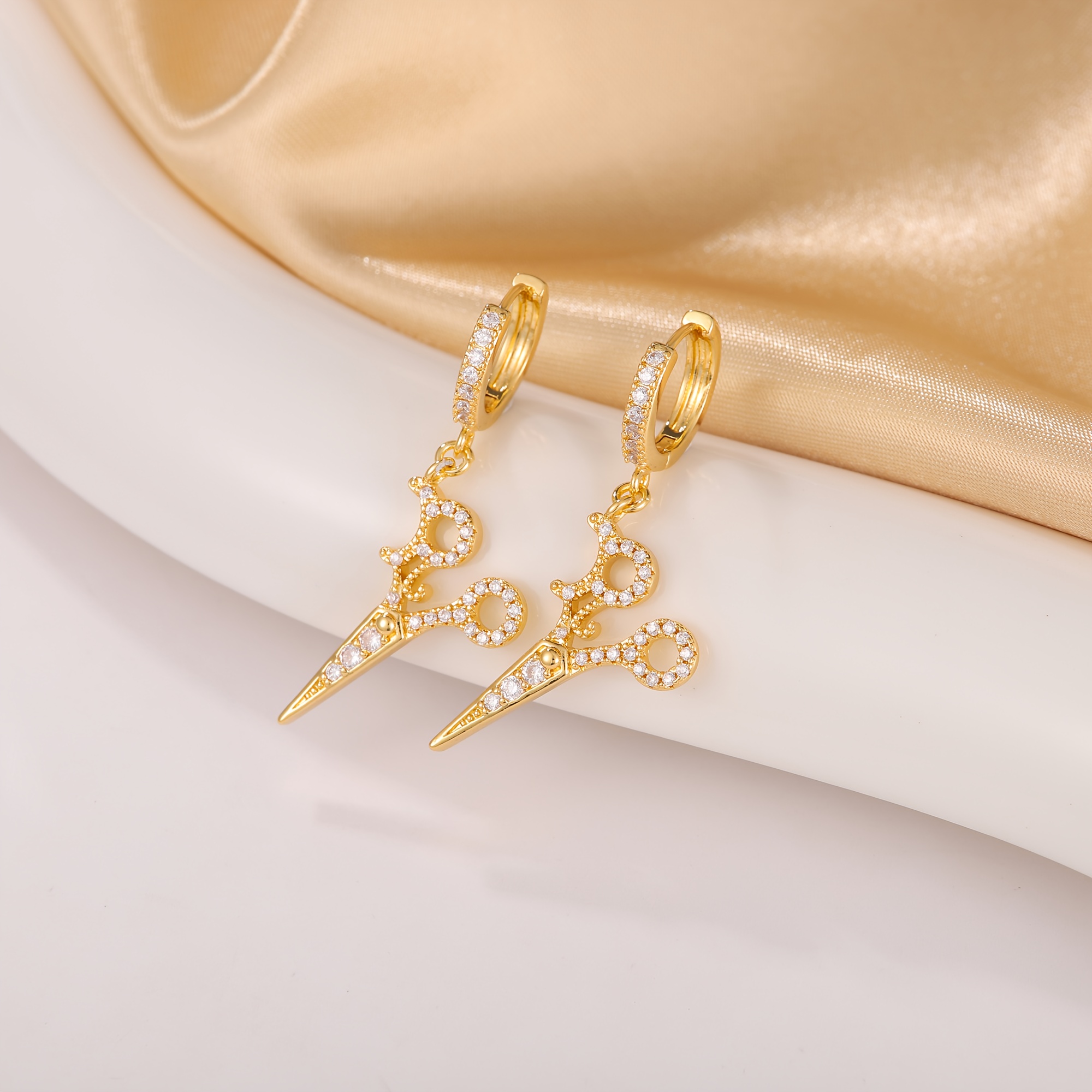 2pcs Gold-Plated Scissor Ear Cuffs, Unisex Punk Style