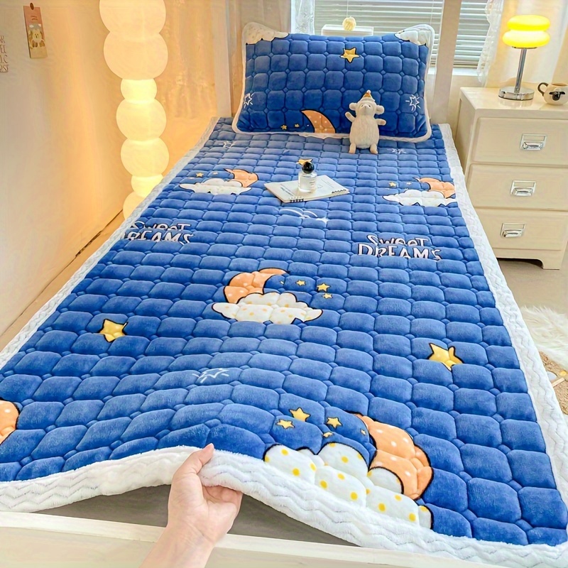 TEMU 1pc High-end Soft Fiber Fabric Plush Mattress Protector For Thin Mattresses, Warm And Comfortable Flannel Mattress Cover, Skin-friendly And