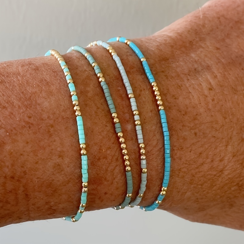 

Ensemble de 4 Bracelets Bohémiens pour Femmes - , Design Multicouche Extensible avec Perles Bleues et Dorées, Idéal pour les Vacances, les Fêtes & Accessoires de Surf