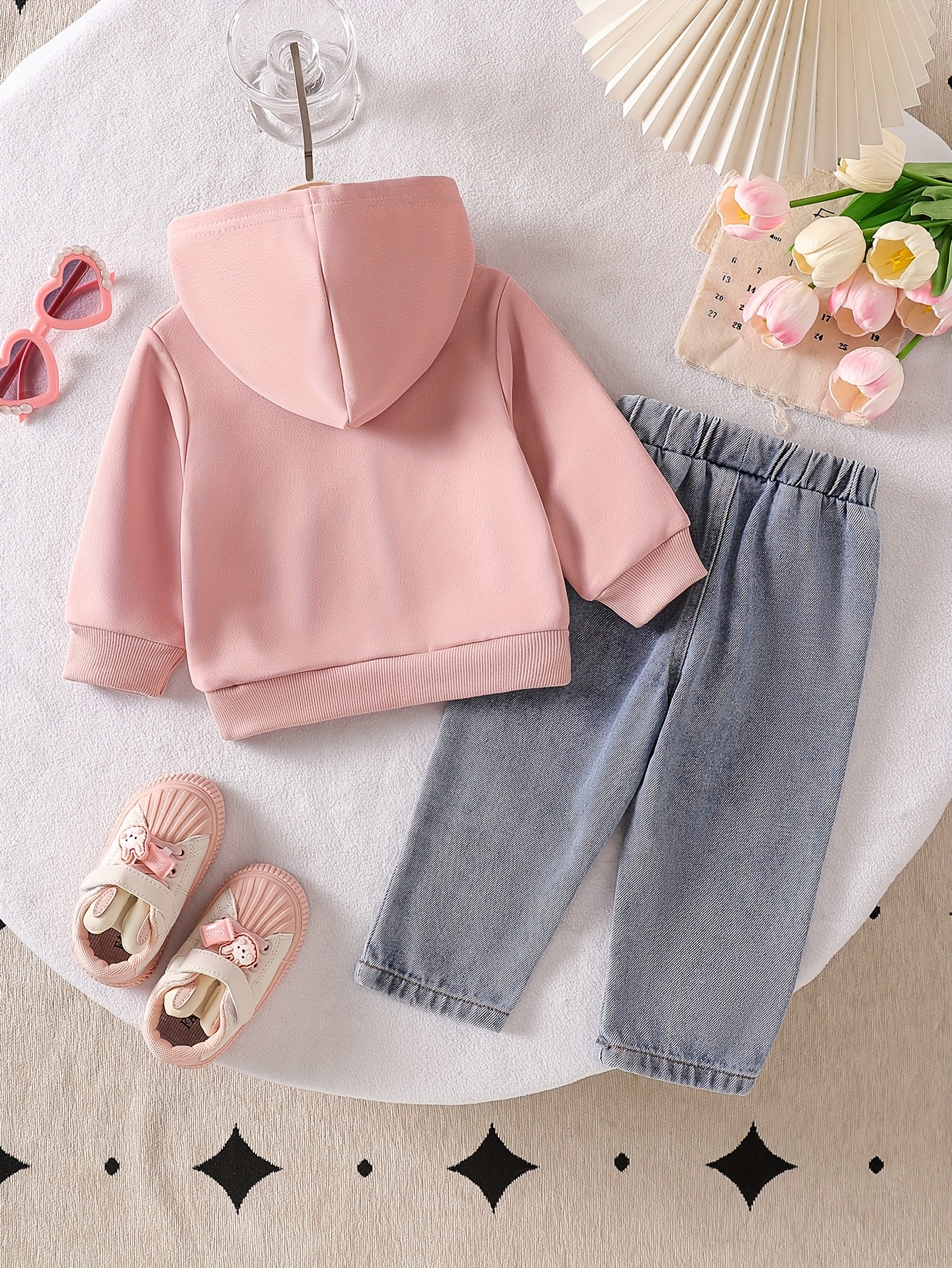 2pcs girls love set pink hooded sweatshirt with interlocking white hearts print light blue denim pants with   embroidery elastic waistband soft and     outdoor Product details 0