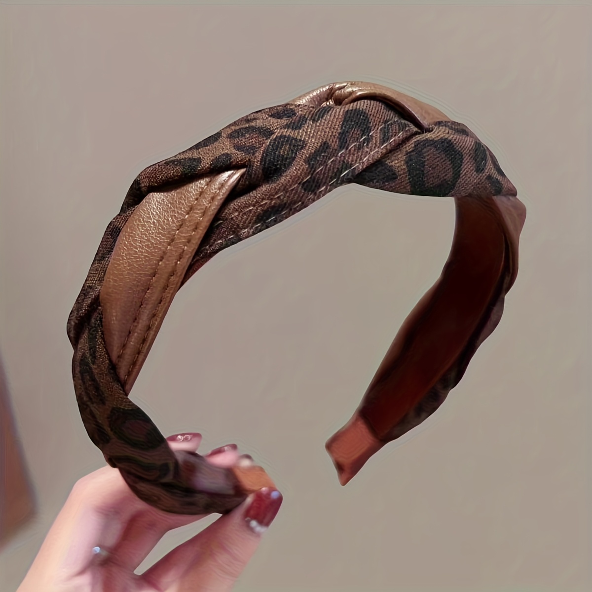 Image of 1pc Women's New Autumn/winter Leopard Print Woven Headband, High-end Pressure Hairband, Versatile Hair Accessory