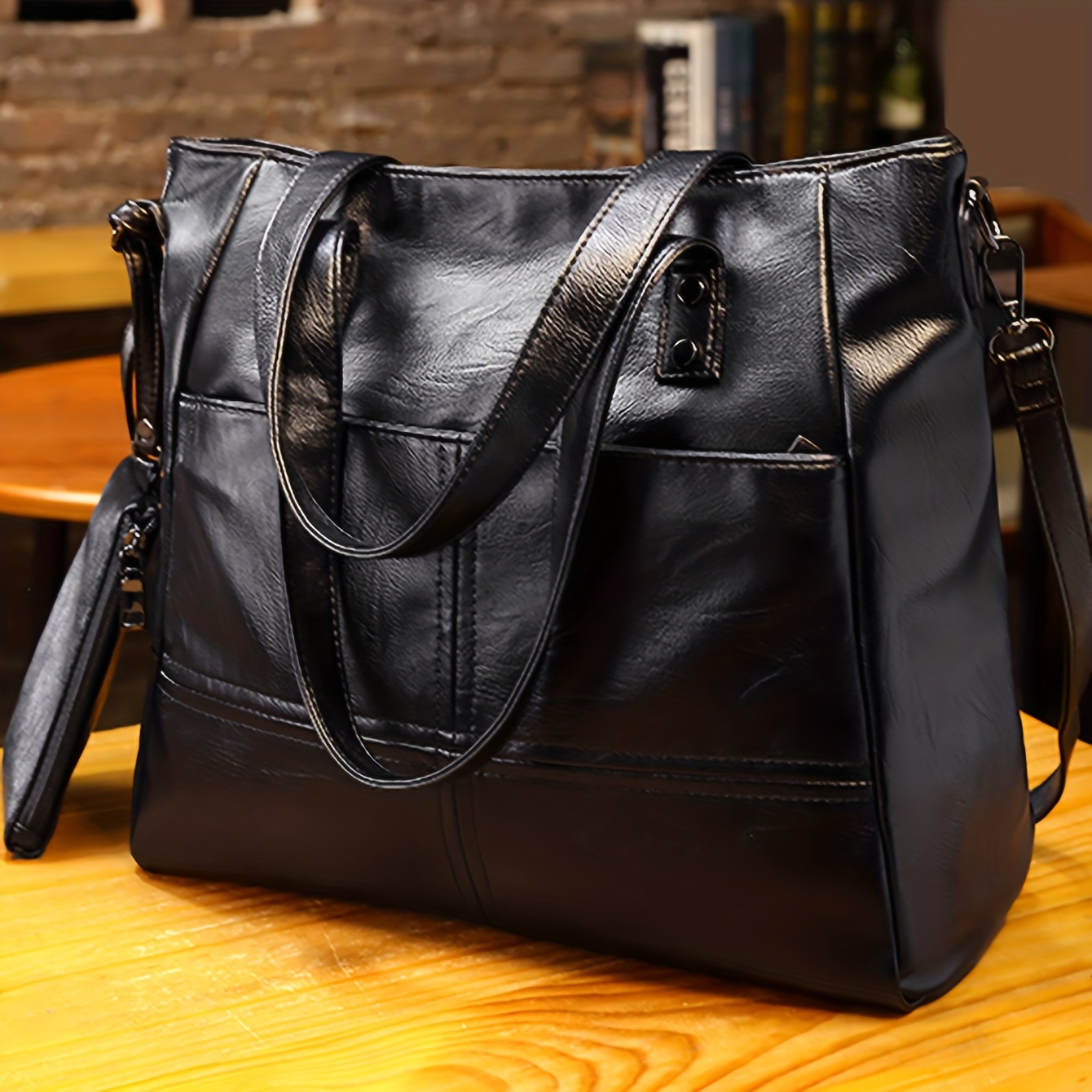Image of Large Capacity Fashion Handbag Or On 1 Shoulder, Making It A Must-have For Commuting And Travel