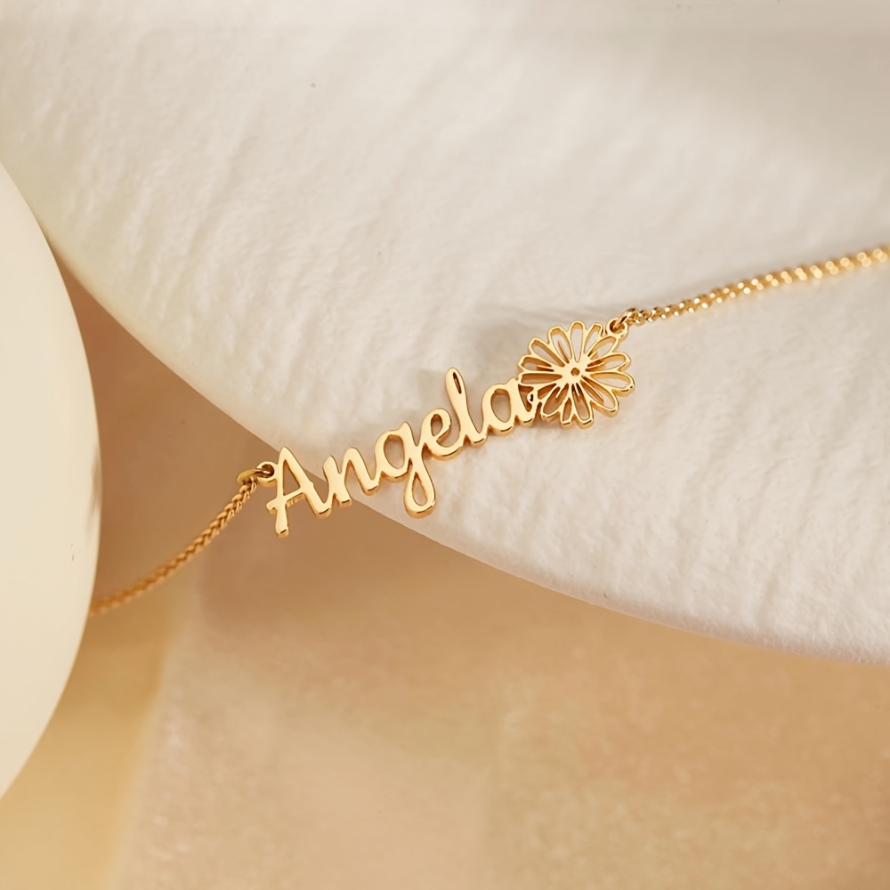 Women's Personalized Exquisite Name + Birth Flower Pendant Necklace