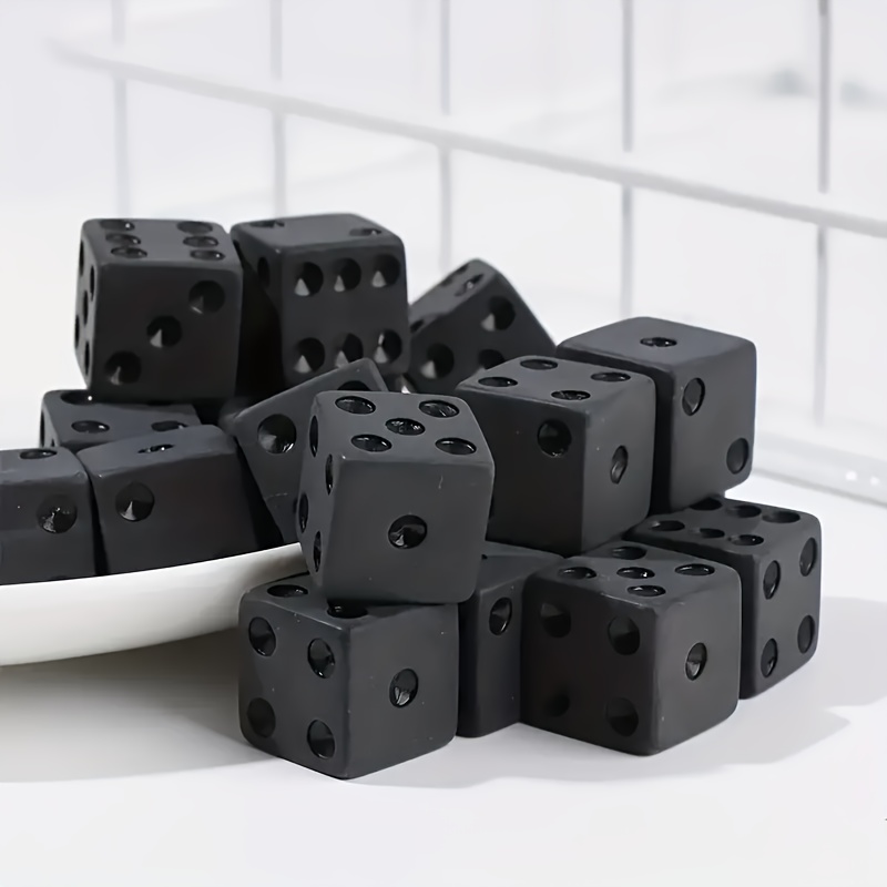 

12pcs Classic 16mm Frosted Black Game 6-sided Dice