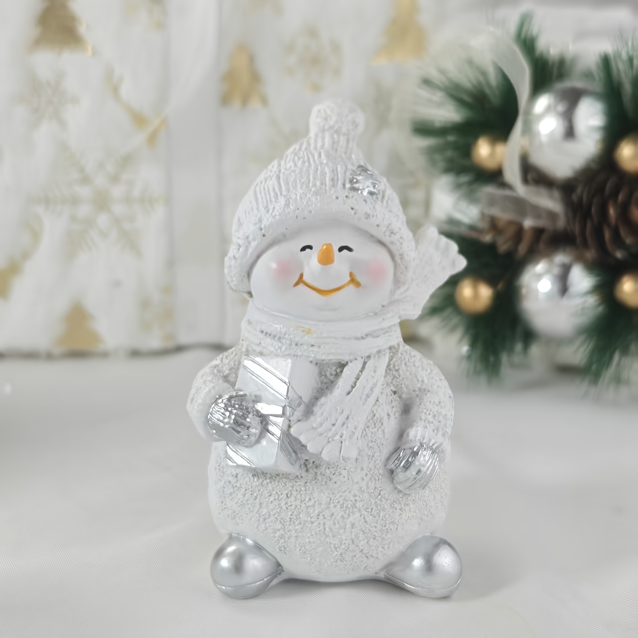 1pc Of Trendy Christmas Cute , A Christmas Gift, Resin Ornament, Car Decoration