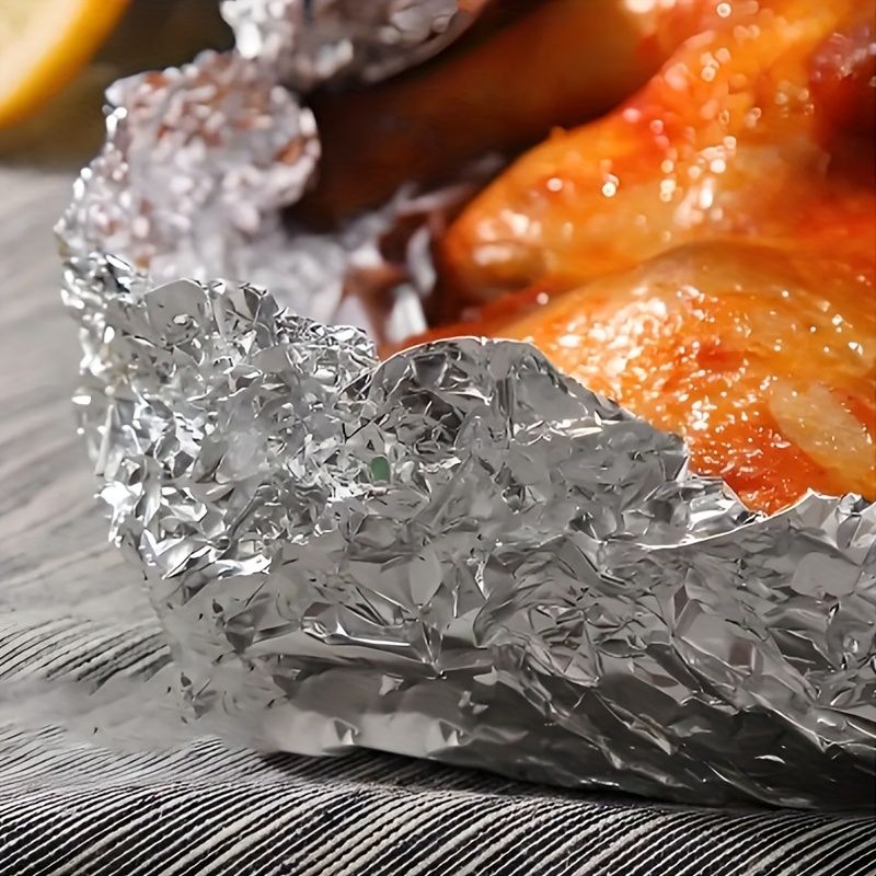 Rouleau de Feuille d'Aluminium Épaisse, Jetable pour Conservation des Aliments Ménagers, 2000 cm/787,4 pouces, Barbecue, Cuisson au Four et Friteuse à Air, Emballage Alimentaire, Pique-niques, Noël, Réunions de Famille, Papier d'Emballage Durable, Feuille d'Aluminium de Cuisine