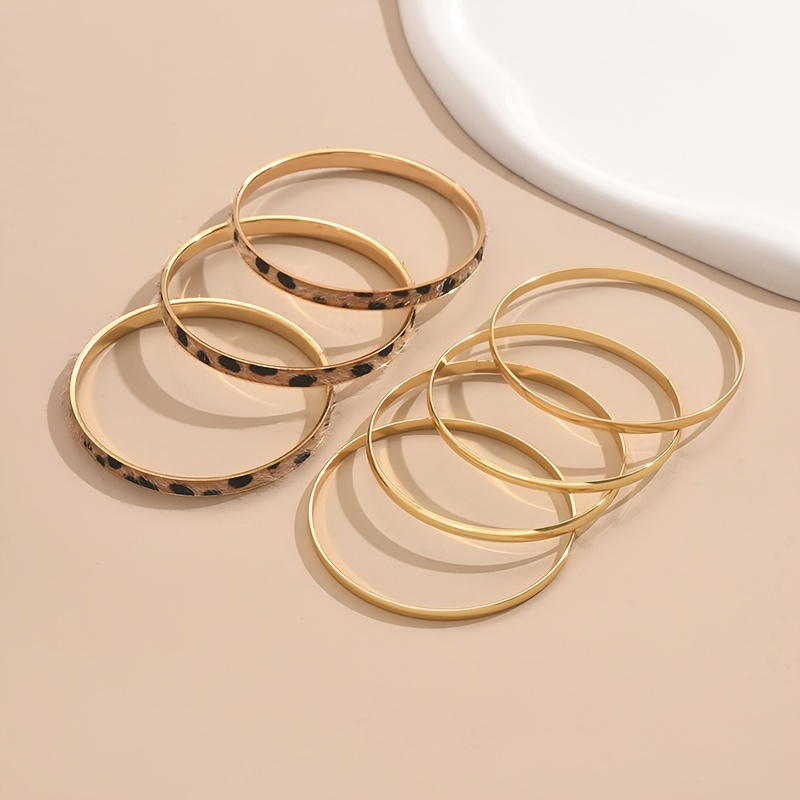 7pcs Bold Leopard Print Layer Bracelet Set for Women