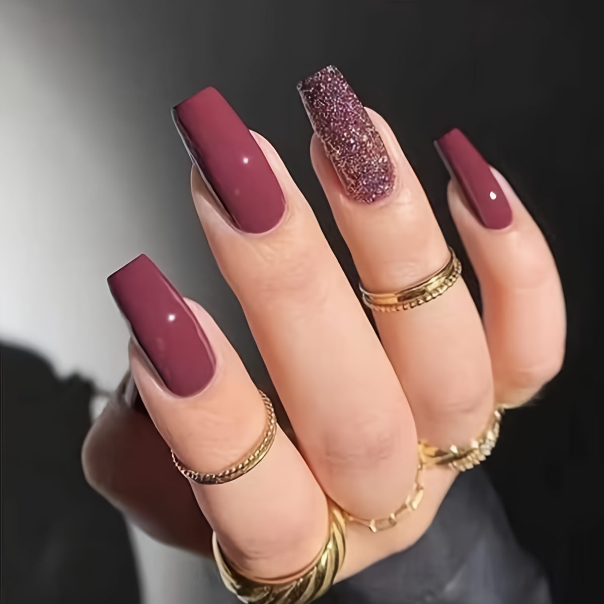 

24pcs Glitter Burgundy Press-on Nails, Long Coffin Shape Fake Nails Set Suitable For Women Wedding Party