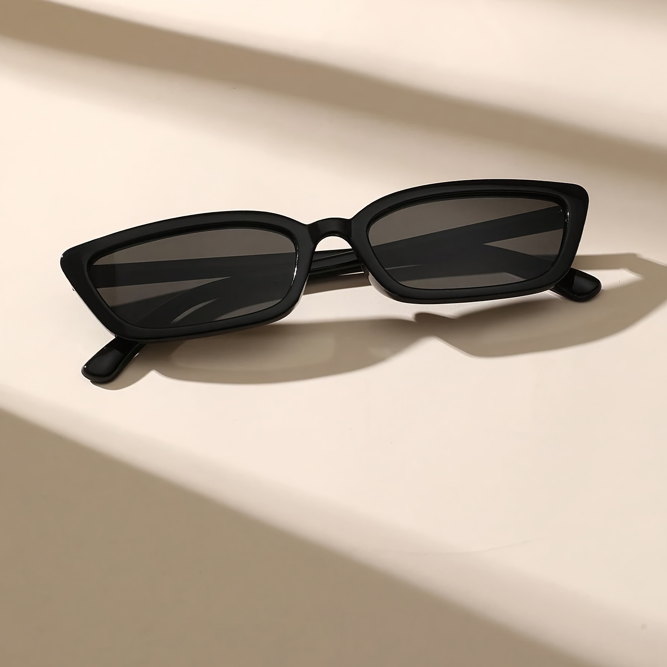 Image of 1pc Women's Fashion Glasses Travel Photography Summer Essential Daily Leisure Business Decoration Date Arrangement Versatile Household