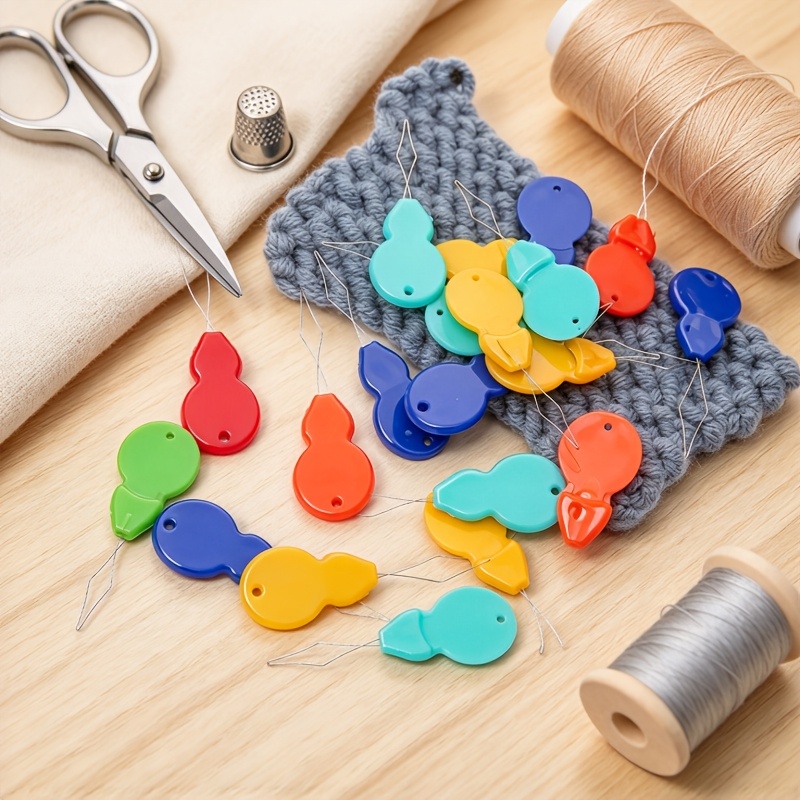 10pcs Gourd-Shaped Needle and Thread Hand Sewing Tools Set