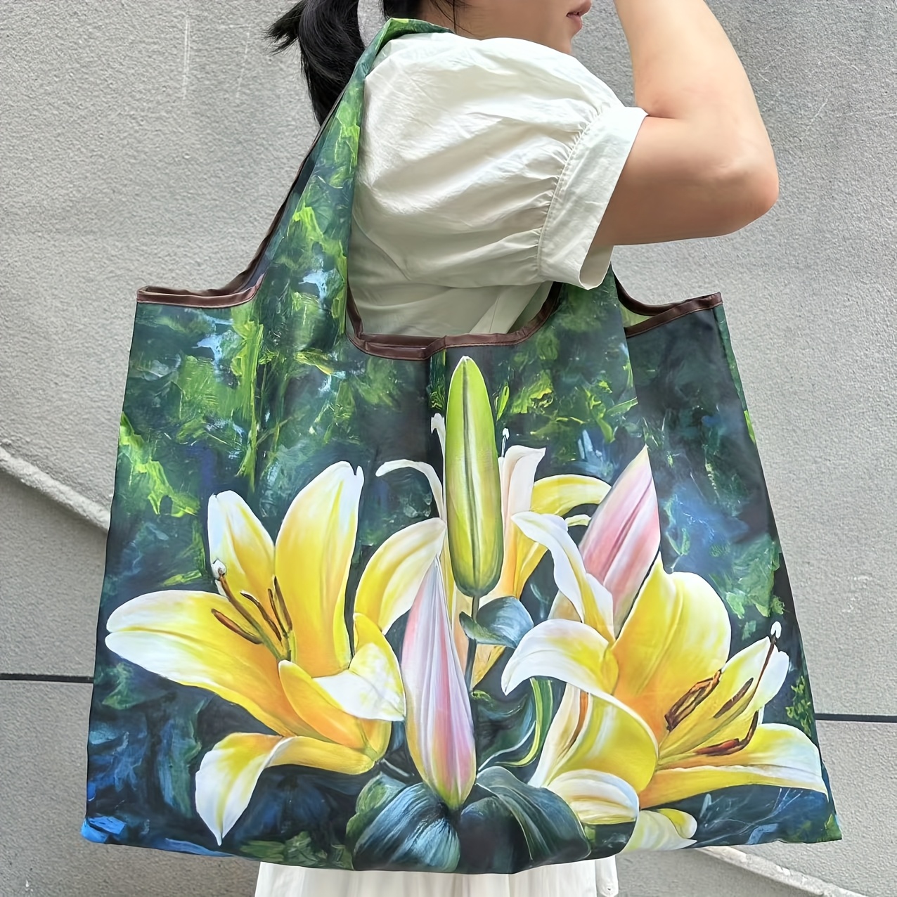 TEMU Grand sac floral - Élégant design de peinture à l'huile , sac à bandoulière en nylon léger et pliable avec sangles fixes, lavable en machine,