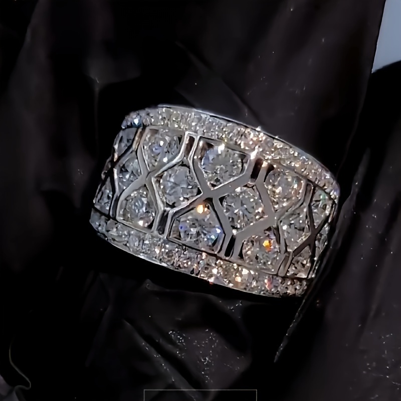 TEMU A Stylish Wide-faced Ring For Women, Luxurious And Vintage, With Round-cut Zirconia, A Ring For Women' Casual Wear, Suitable For Anniversary