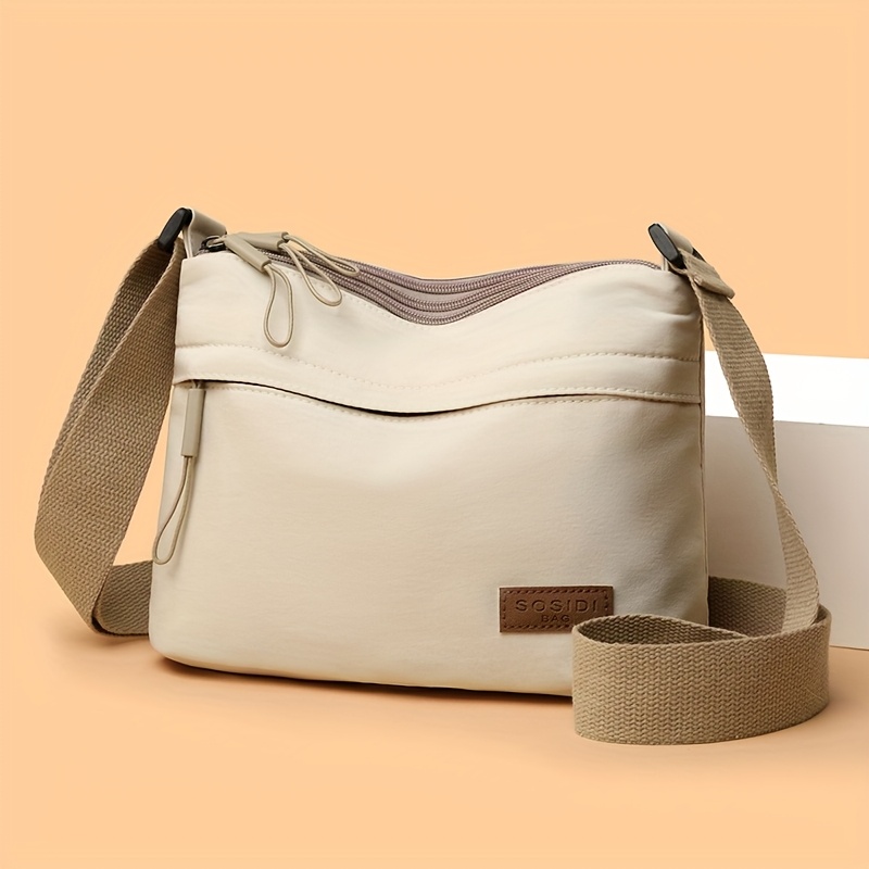 Fendi Leather Borse Tracolla Segue A Practical Women'S Crossbody