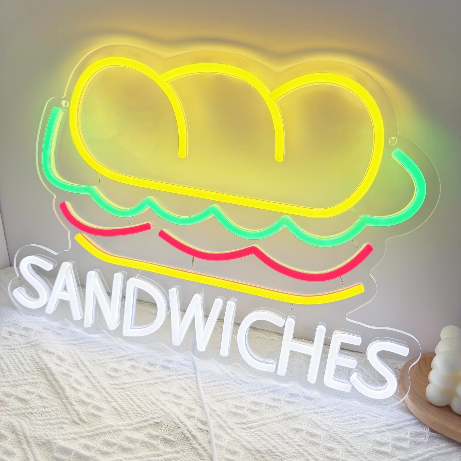 Enseigne Néon pour Sandwichs, Idéal pour Décoration Murale, Lumière LED pour Rapide, Parfait pour Restaurants,…: retailer-supplied image
