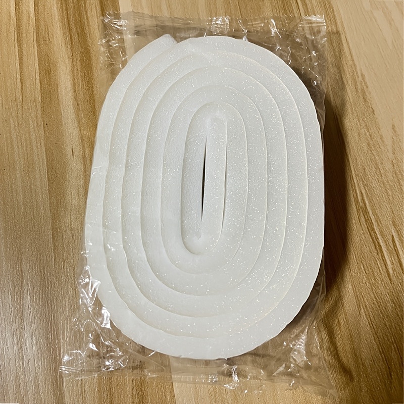 TEMU 1 Rotolo Nastro Sigillante per Finestre, Striscia in Spugna per Fessure di Porte e Finestre, Striscia in Spugna Autoadesiva Antivento, Striscia