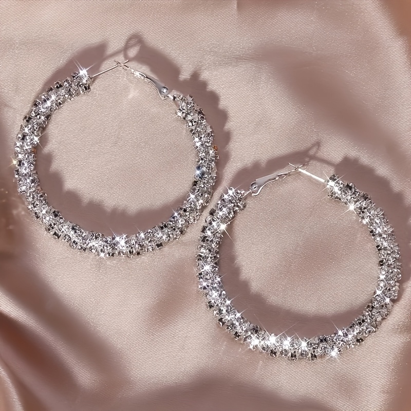 E-shop 1 Paar Damenmode Creolen Einzelne Große Kreisohrringe Damen Freizeit Party Ohrringe Mode Schmuck Geschenk