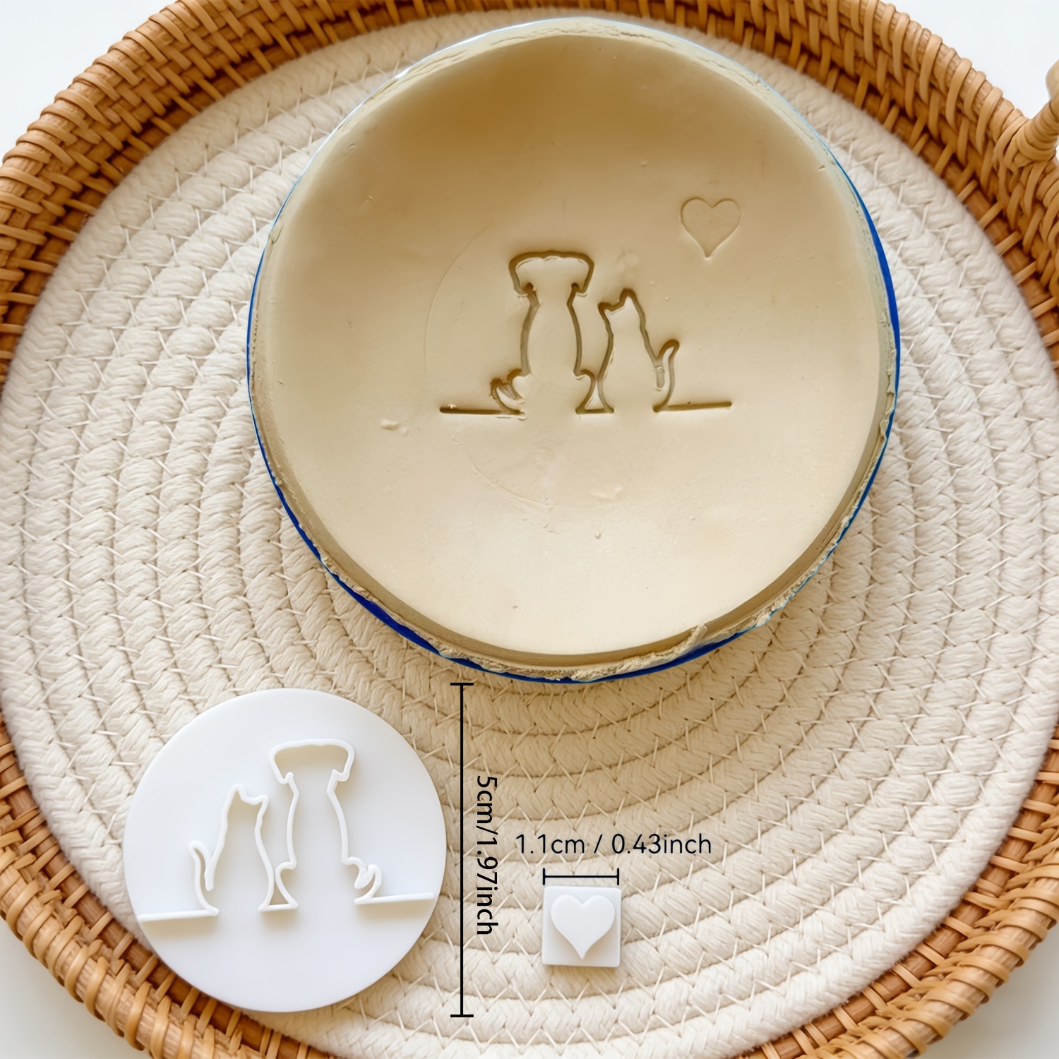 E-shop 2 Stk. Mini herzförmige Polymer-Ton-Stempelform, geeignet für DIY-Bastelarbeiten, Kunststoff-Tonformen mit klaren Linienstrukturen für