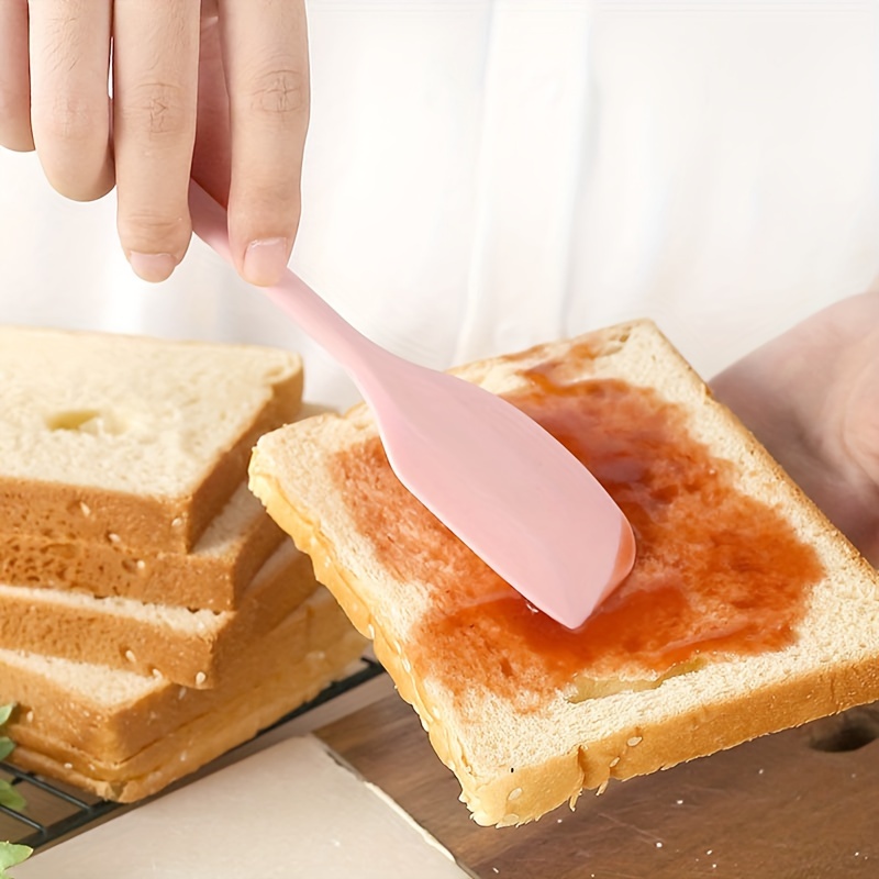 2pcs high quality silicone spatulas multifunctional baking spatulas heat resistant non stick for baking spreading   and serving size   8 27in Product details 3